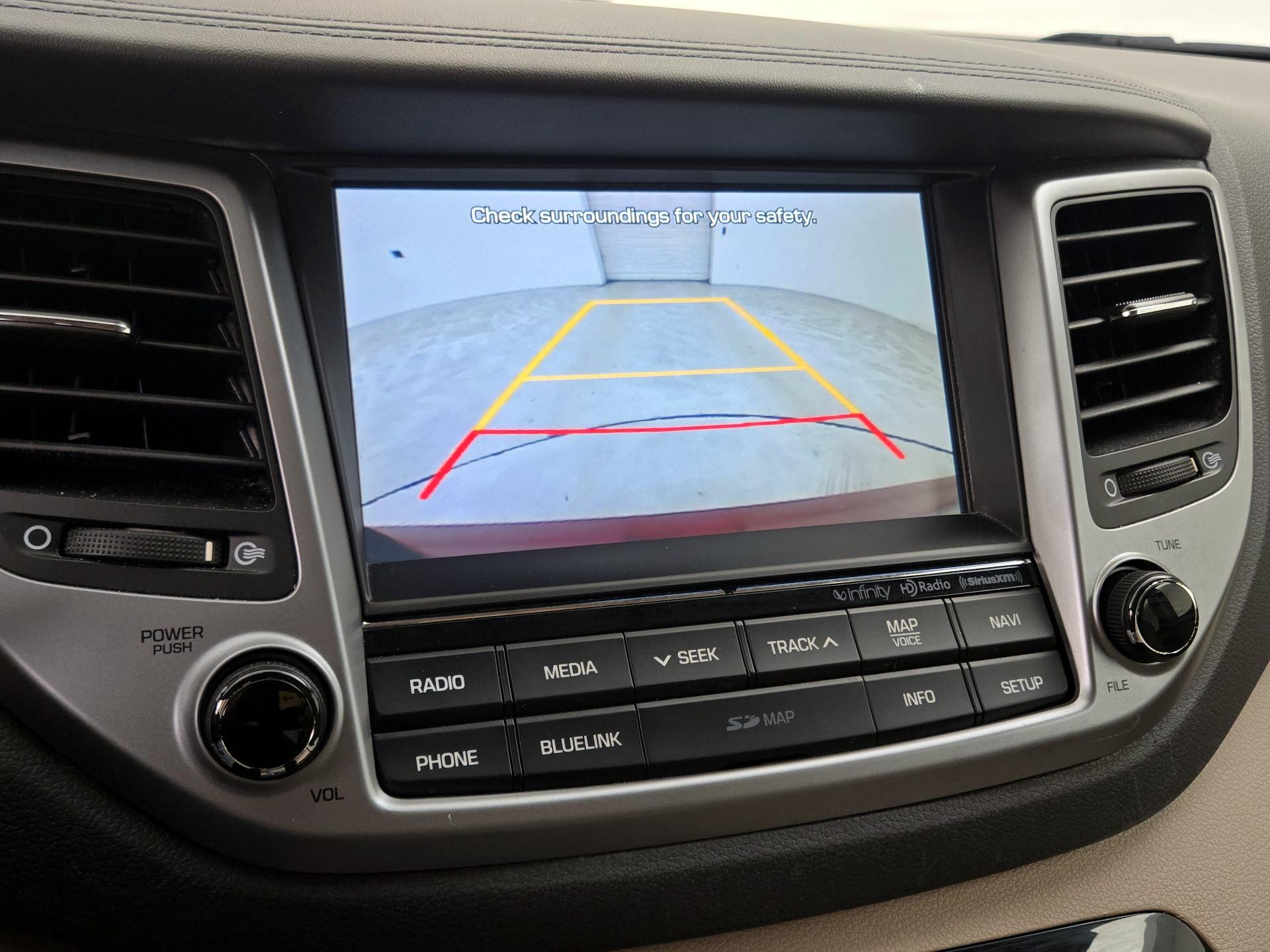 Thumbnail: 2017 Hyundai Tucson - 15