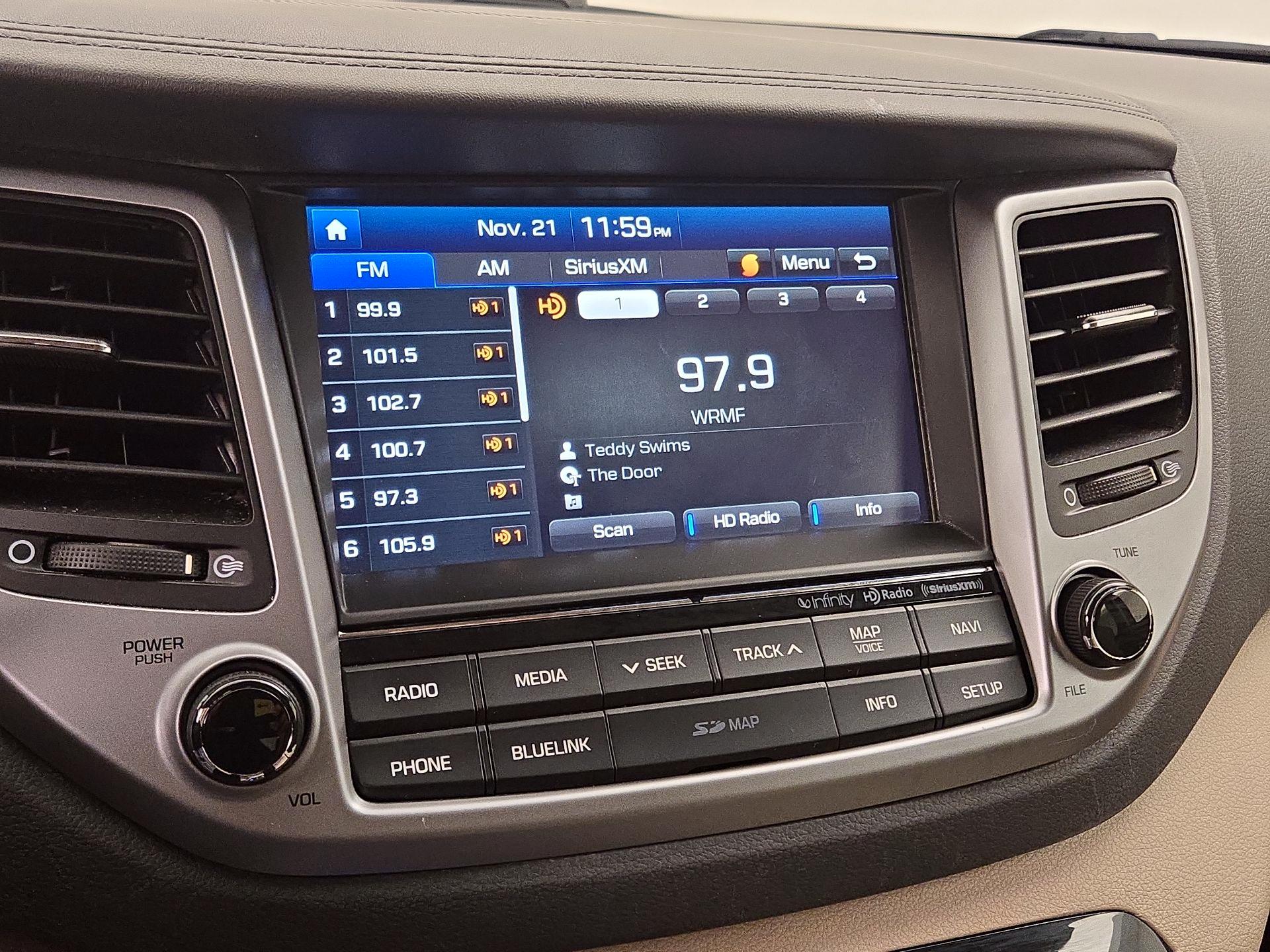 Thumbnail: 2017 Hyundai Tucson - 16