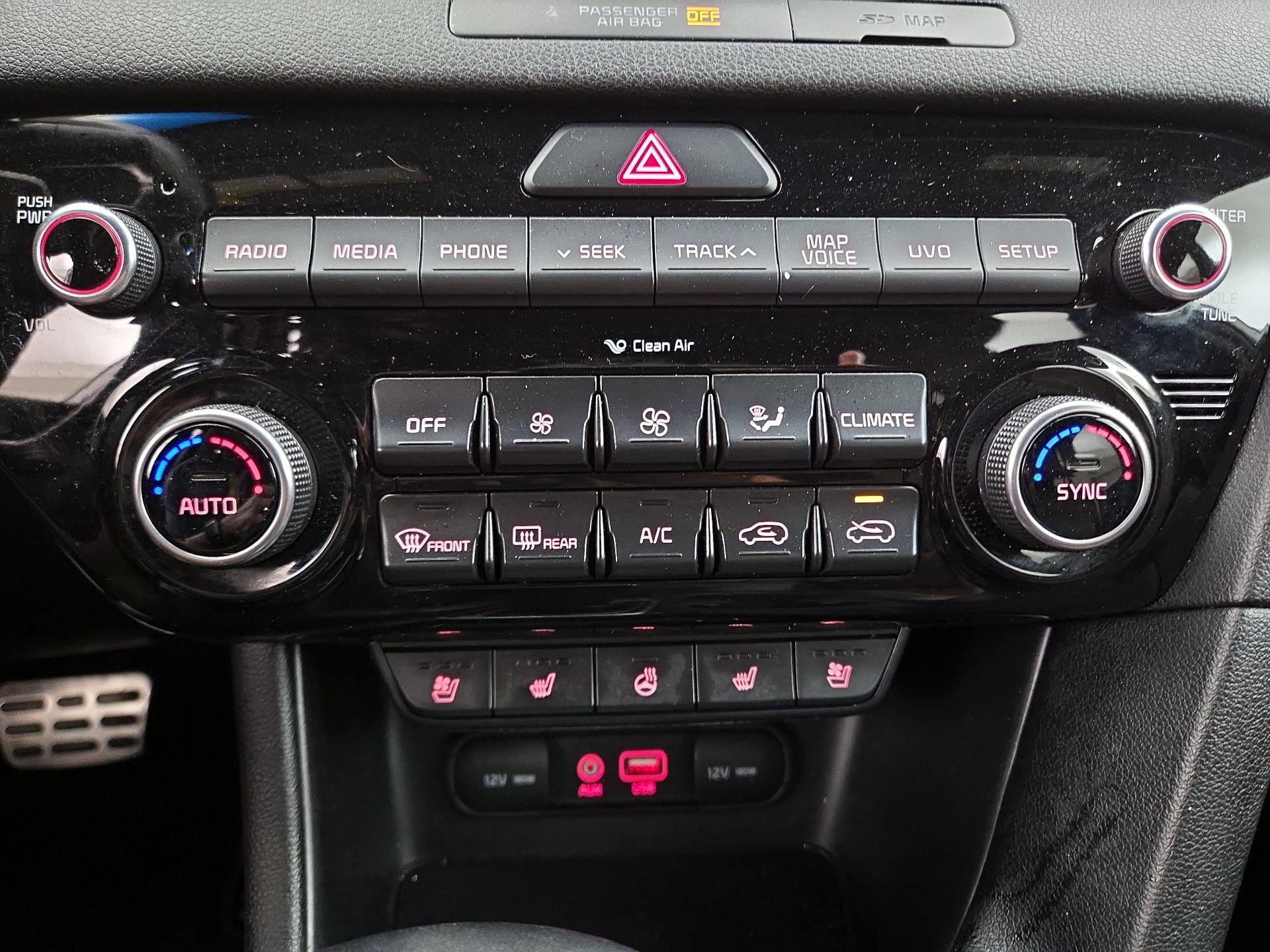 Thumbnail: 2017 Kia Sportage - 17