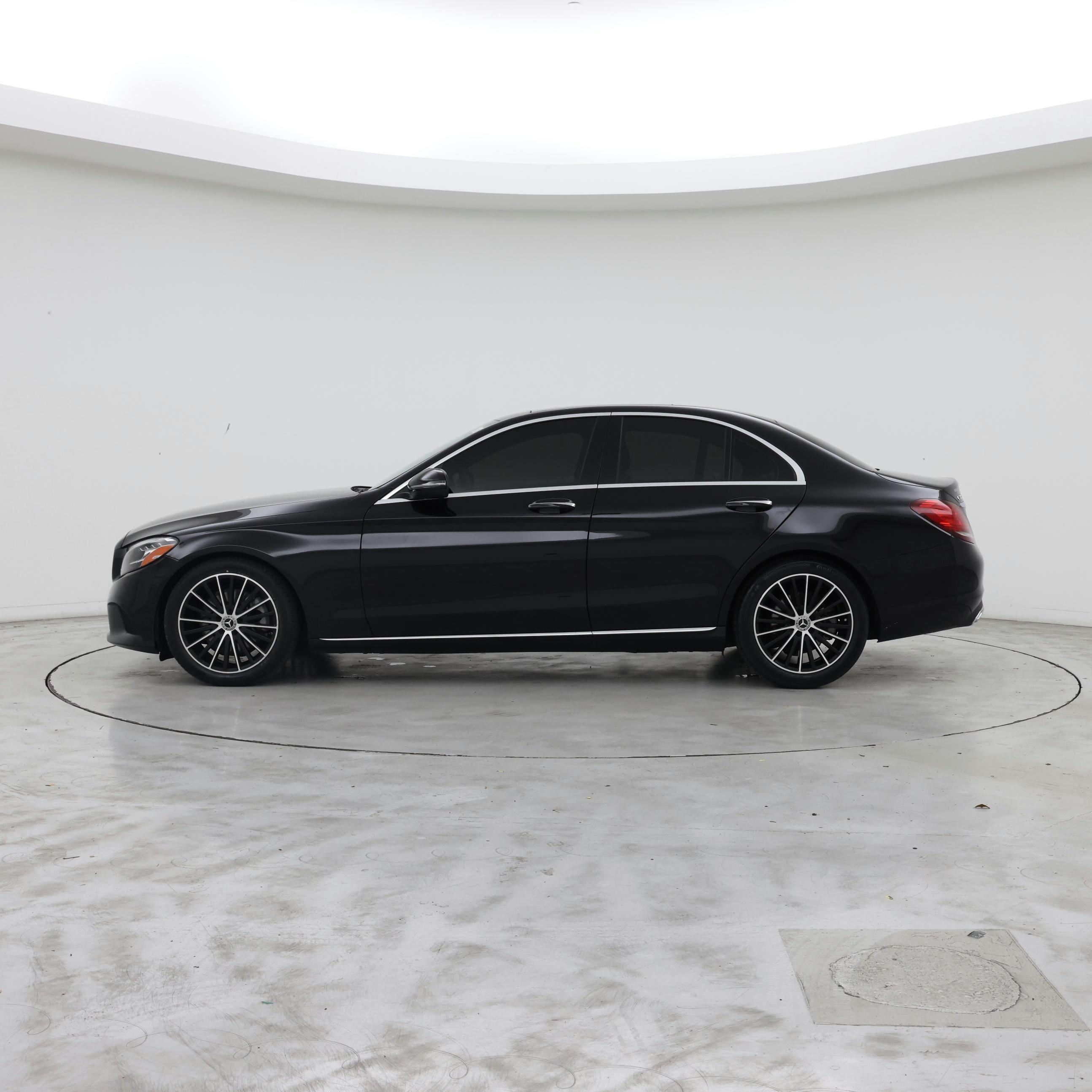 Thumbnail: 2021 Mercedes-Benz C-Class - 3