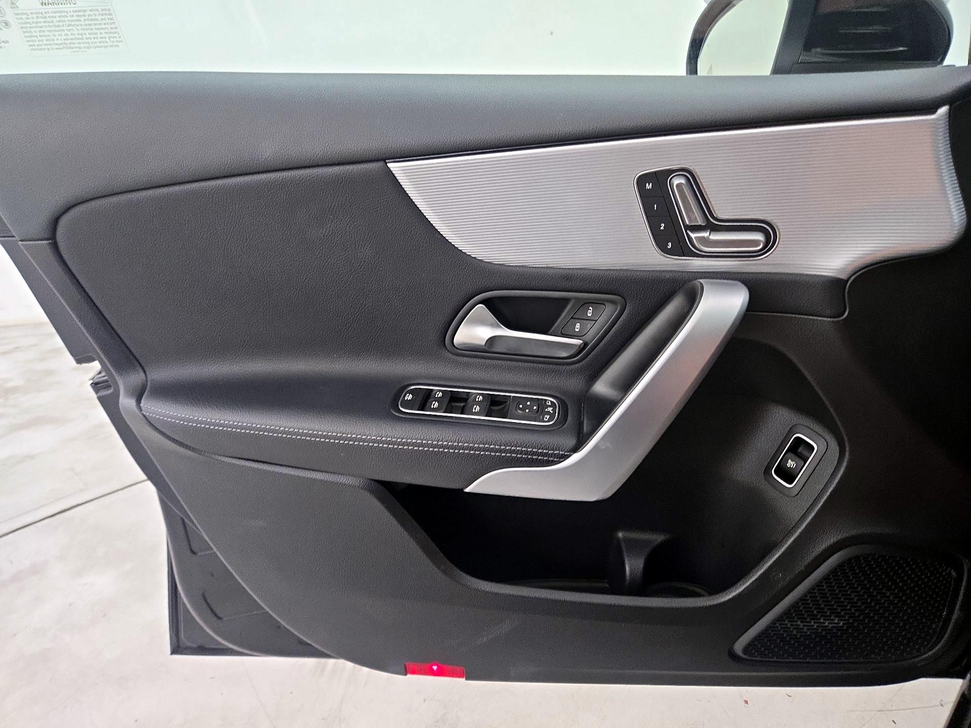 Thumbnail: 2020 Mercedes-Benz A-Class - 12