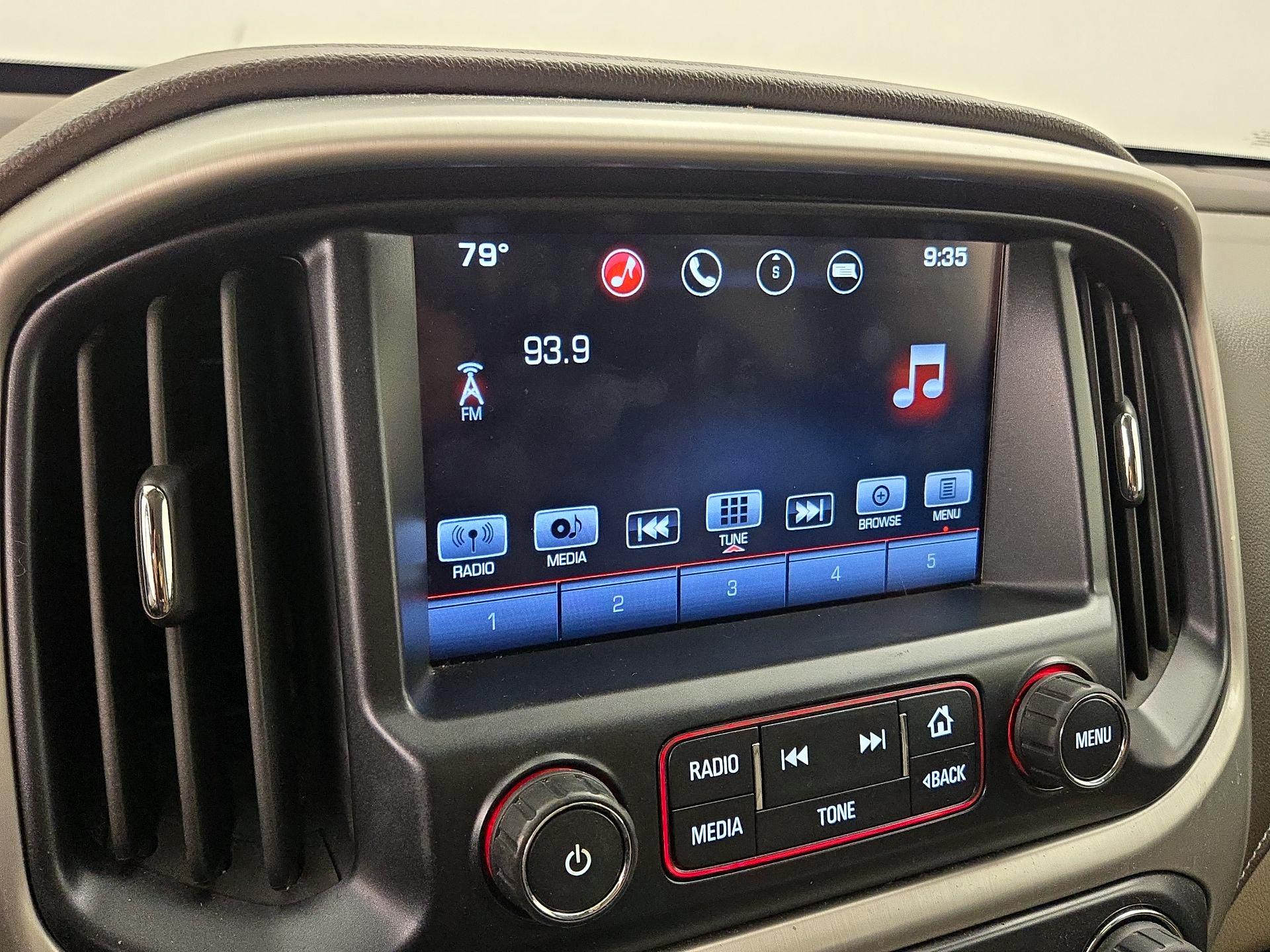 Thumbnail: 2016 GMC Canyon - 16