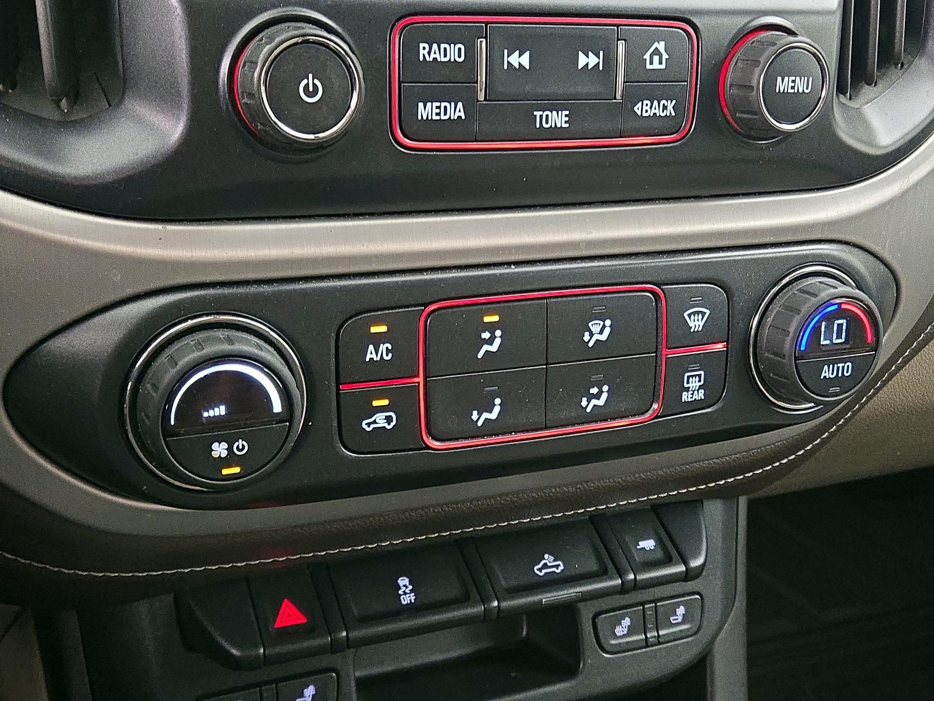 Thumbnail: 2016 GMC Canyon - 17