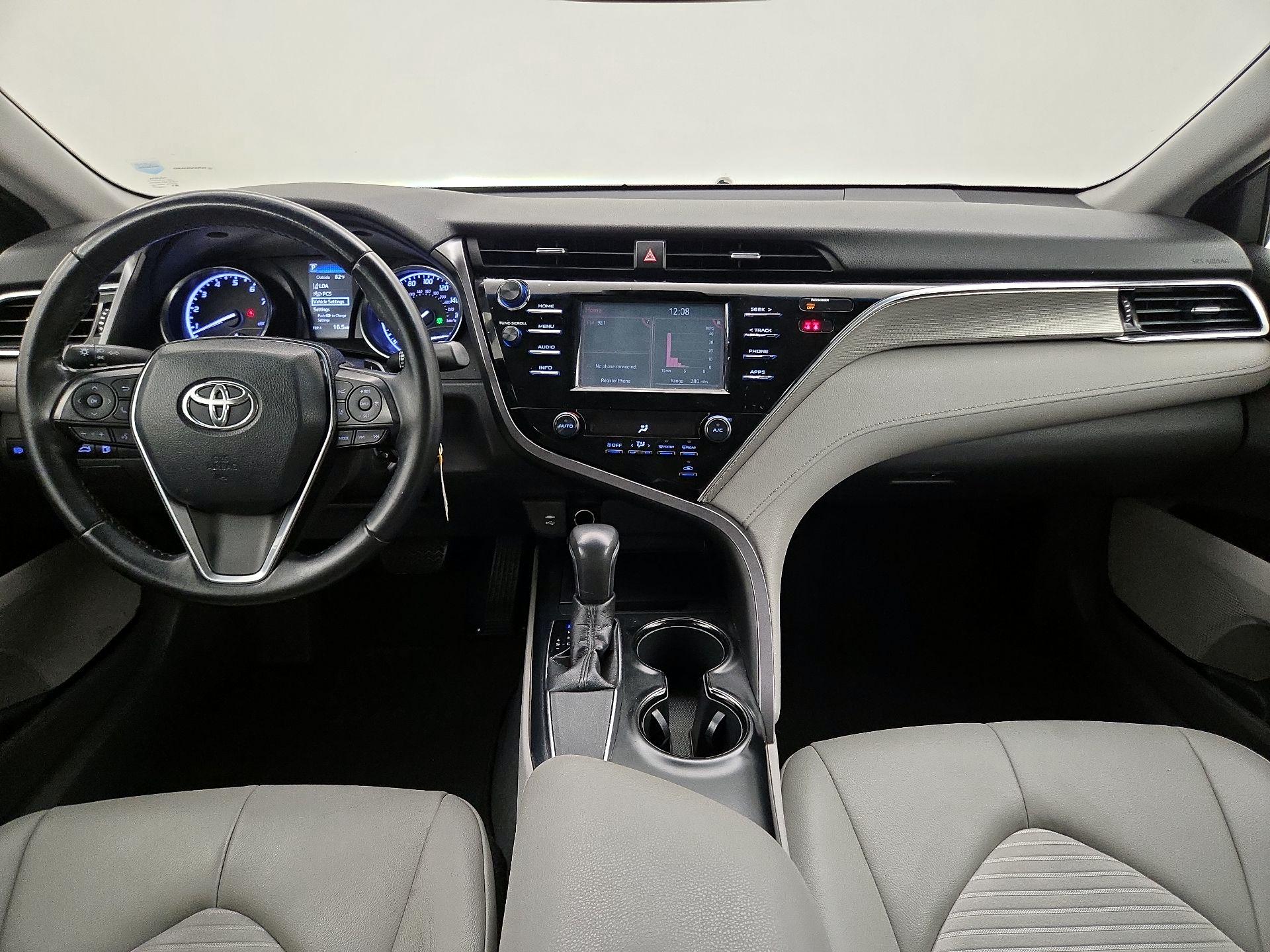 Thumbnail: 2018 Toyota Camry - 9