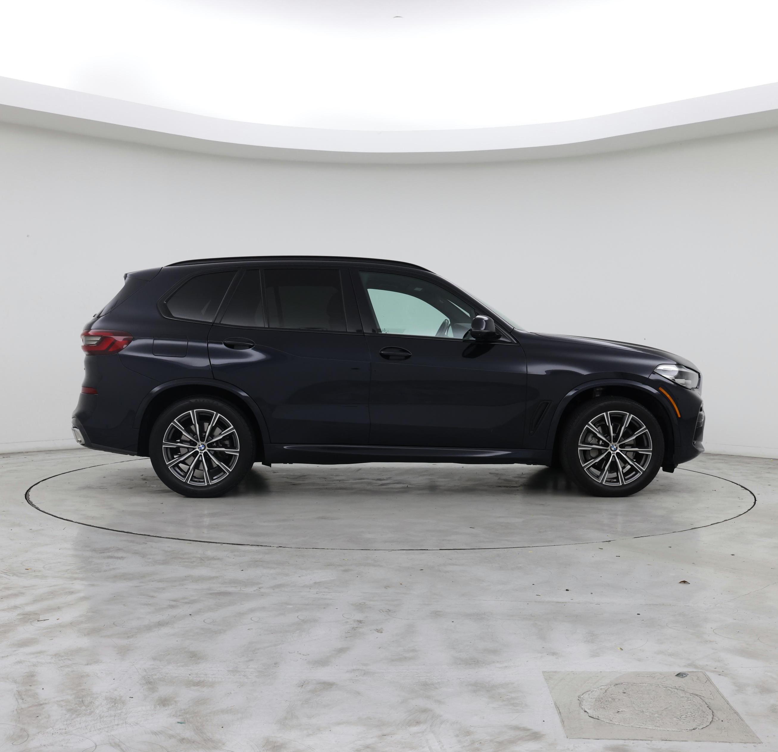 Thumbnail: 2023 BMW X5 - 7