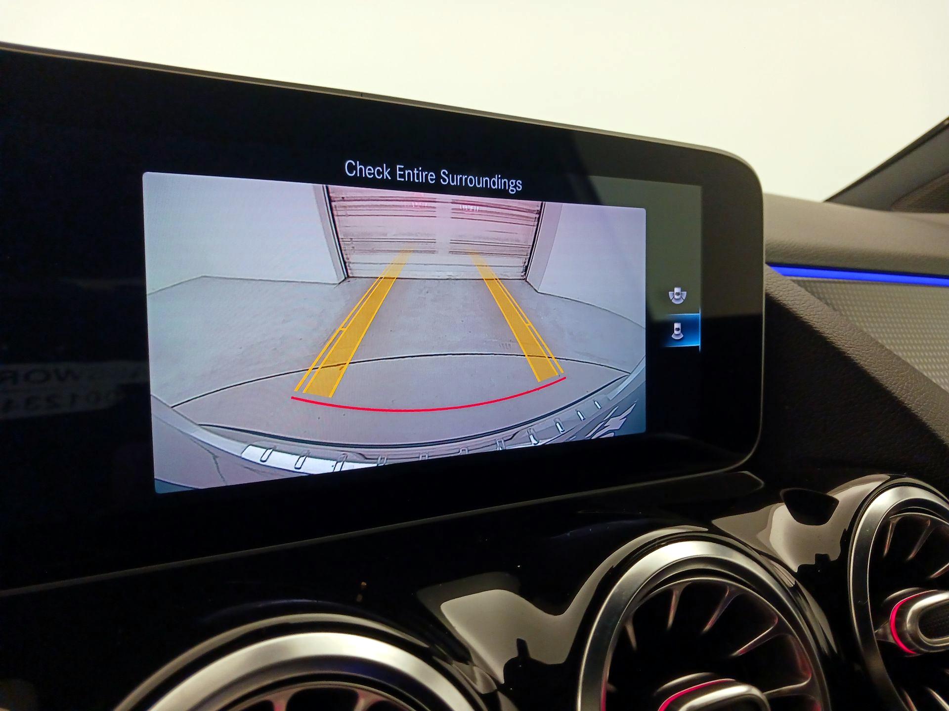 Thumbnail: 2021 Mercedes-Benz GLA - 14