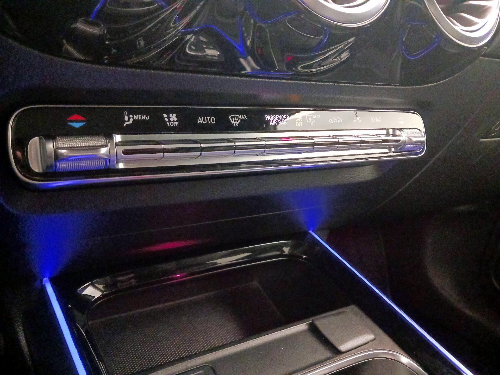 Thumbnail: 2021 Mercedes-Benz GLA - 16