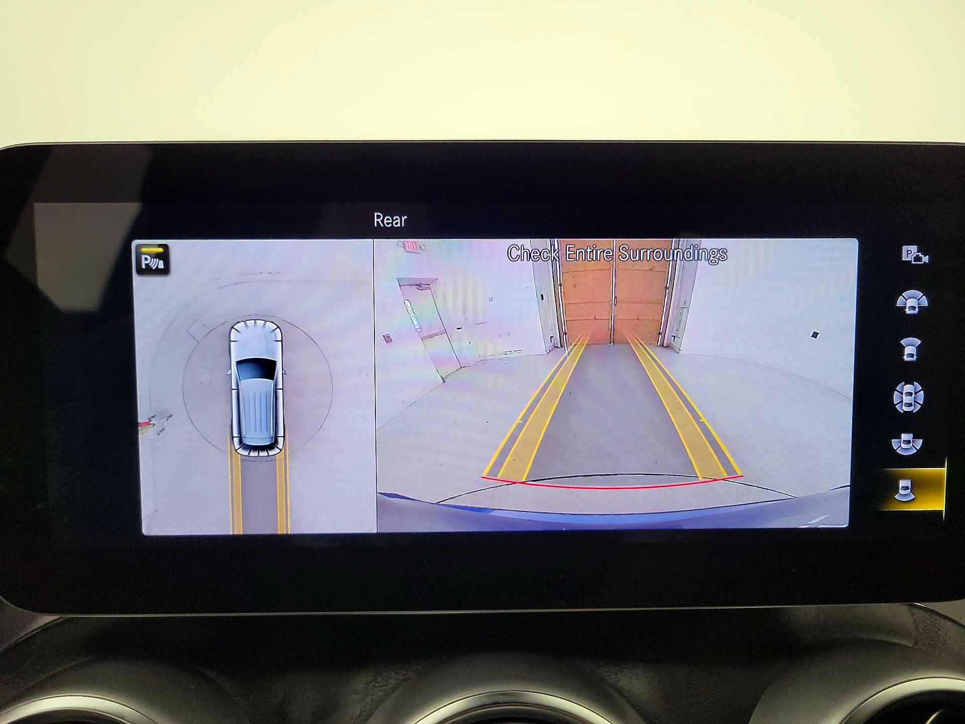 Thumbnail: 2022 Mercedes-Benz GLC - 14