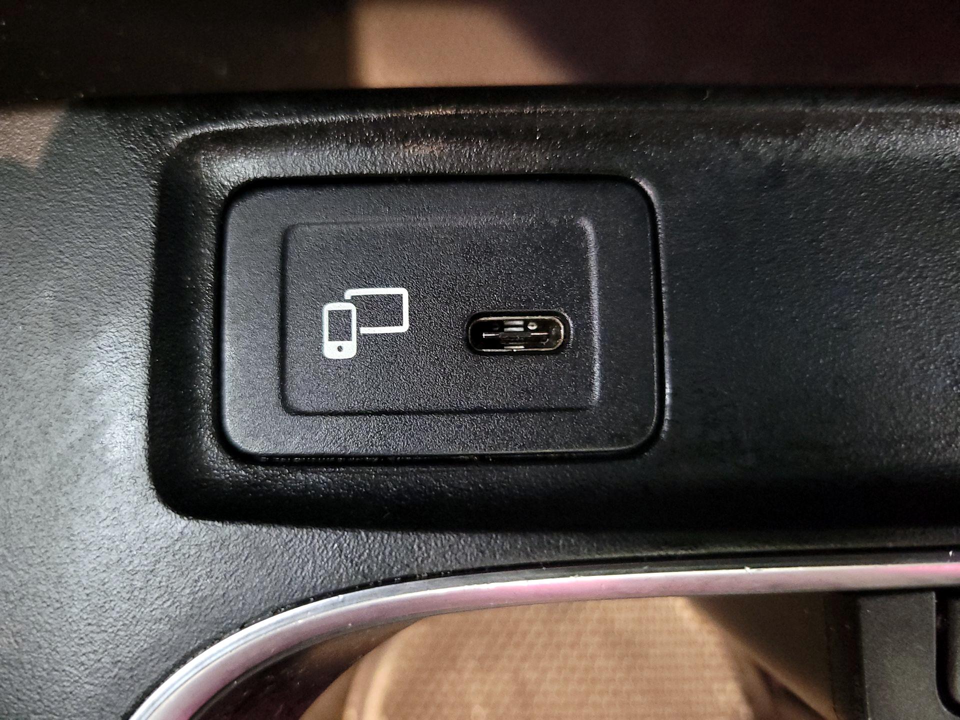 Thumbnail: 2022 Mercedes-Benz CLA - 18