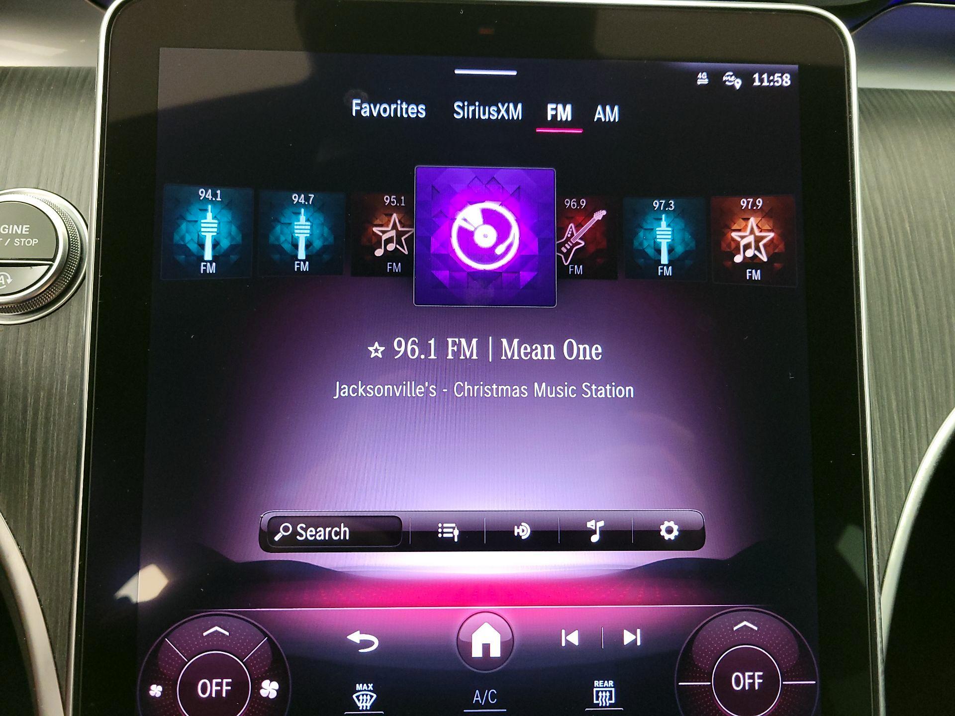 Thumbnail: 2024 Mercedes-Benz C-Class - 15