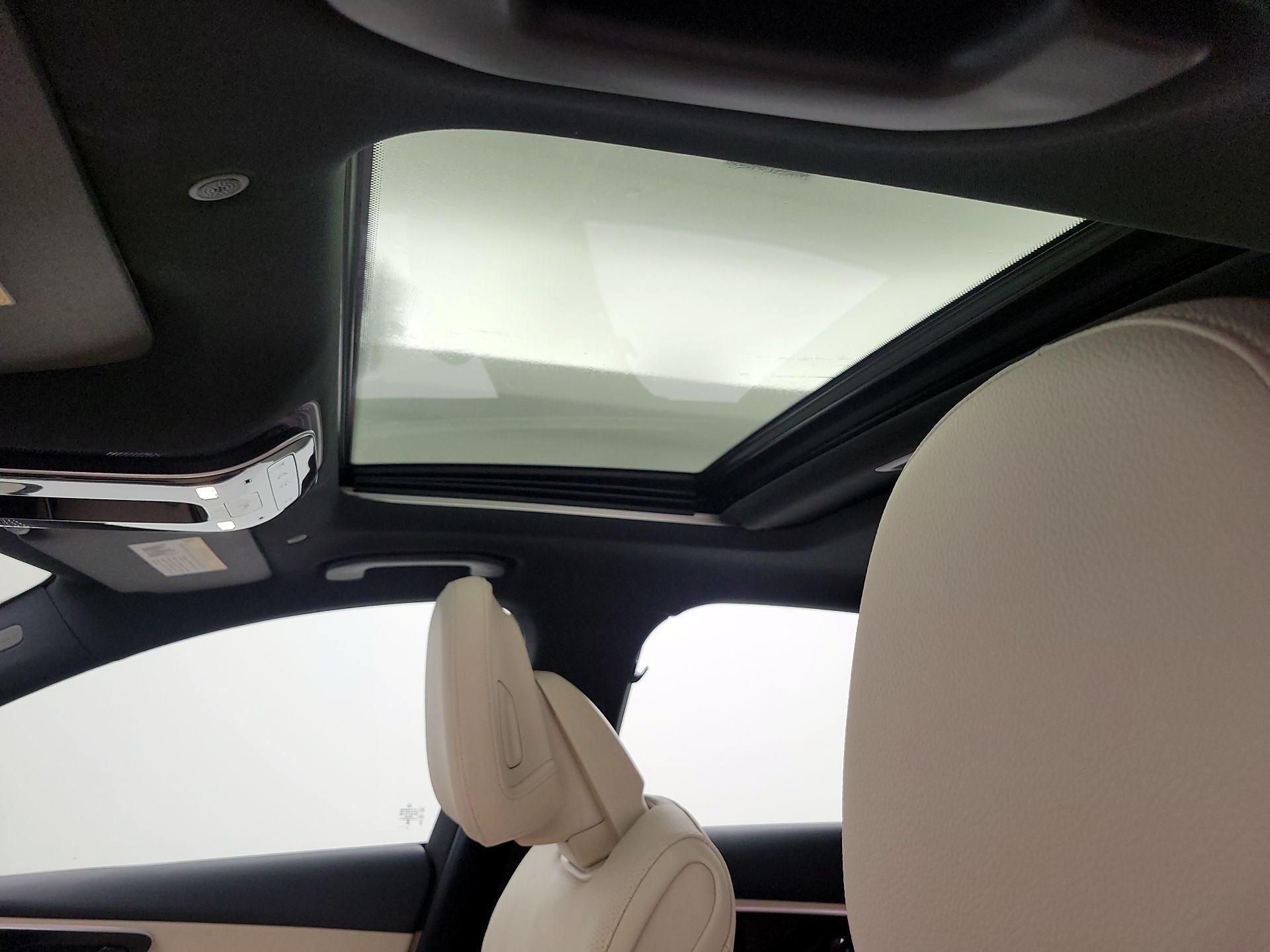 Thumbnail: 2024 Mercedes-Benz C-Class - 19