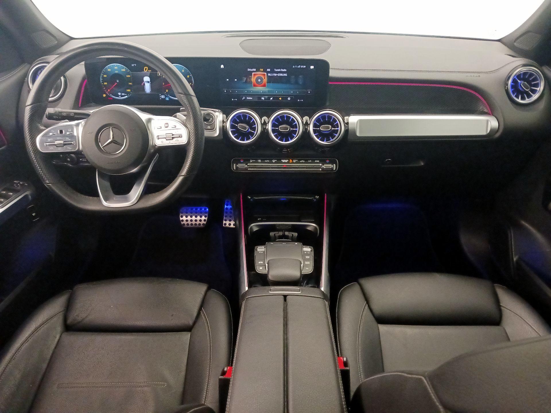 Thumbnail: 2023 Mercedes-Benz GLB - 9