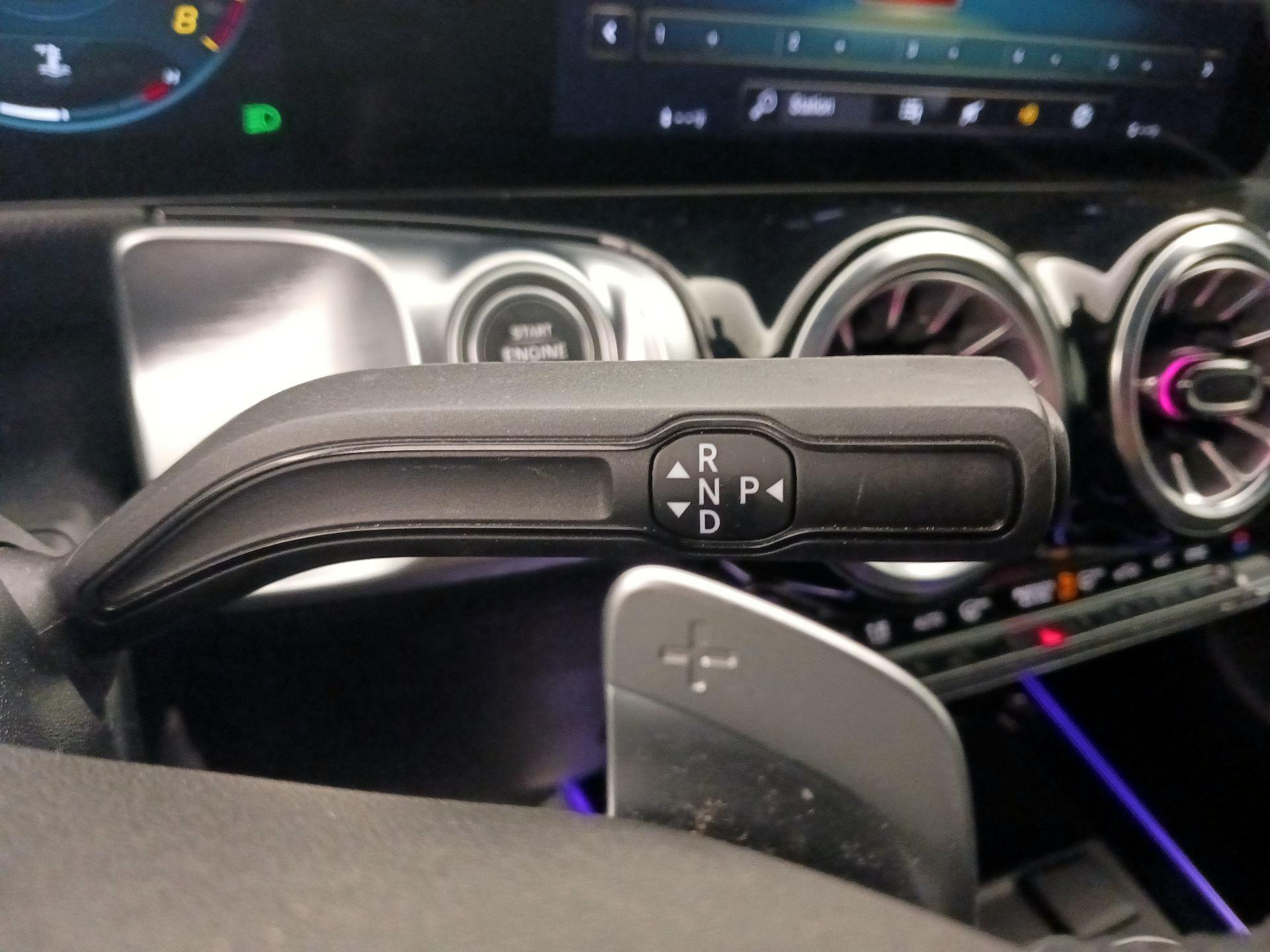 Thumbnail: 2023 Mercedes-Benz GLB - 17