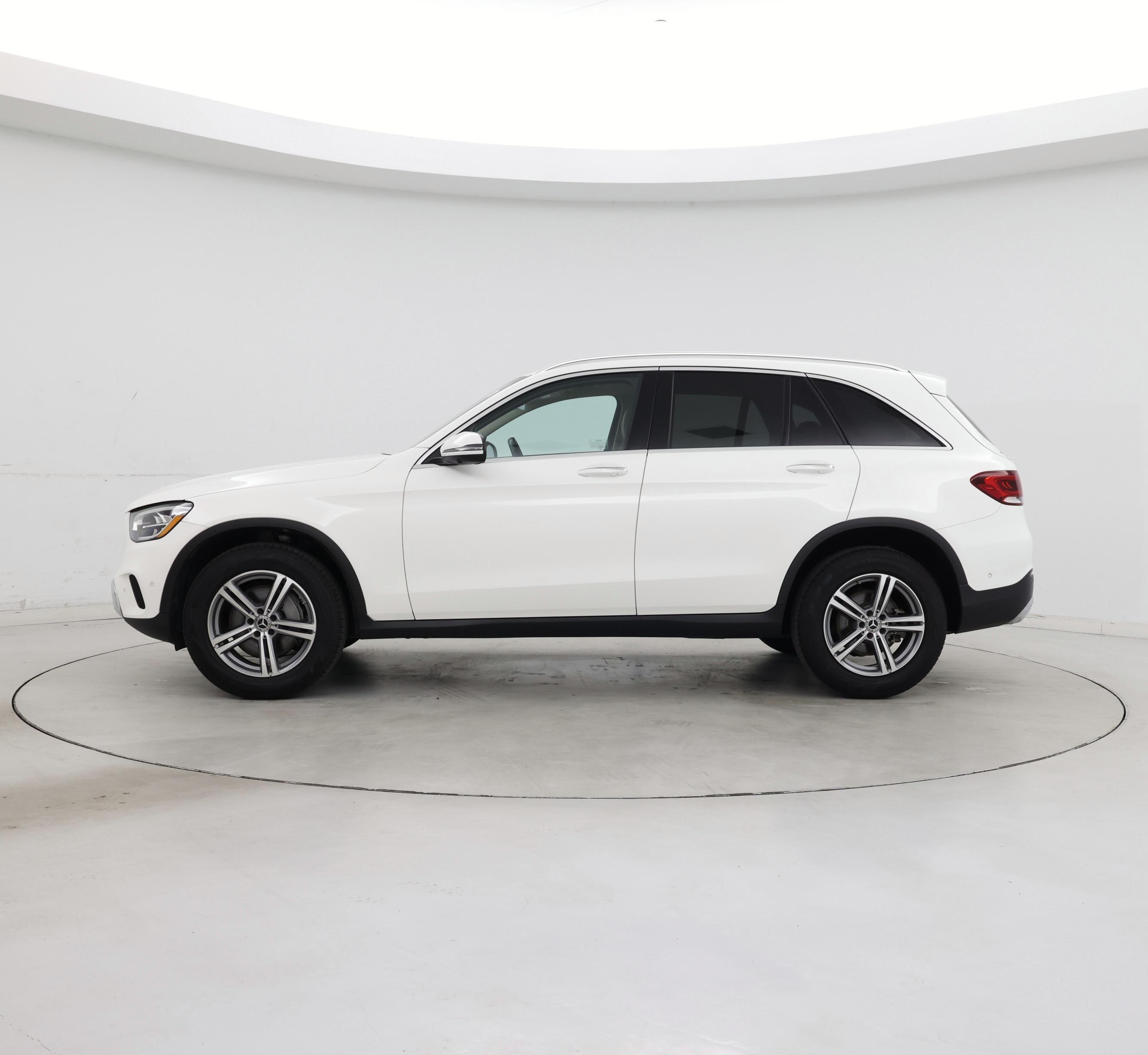 Thumbnail: 2022 Mercedes-Benz GLC - 3