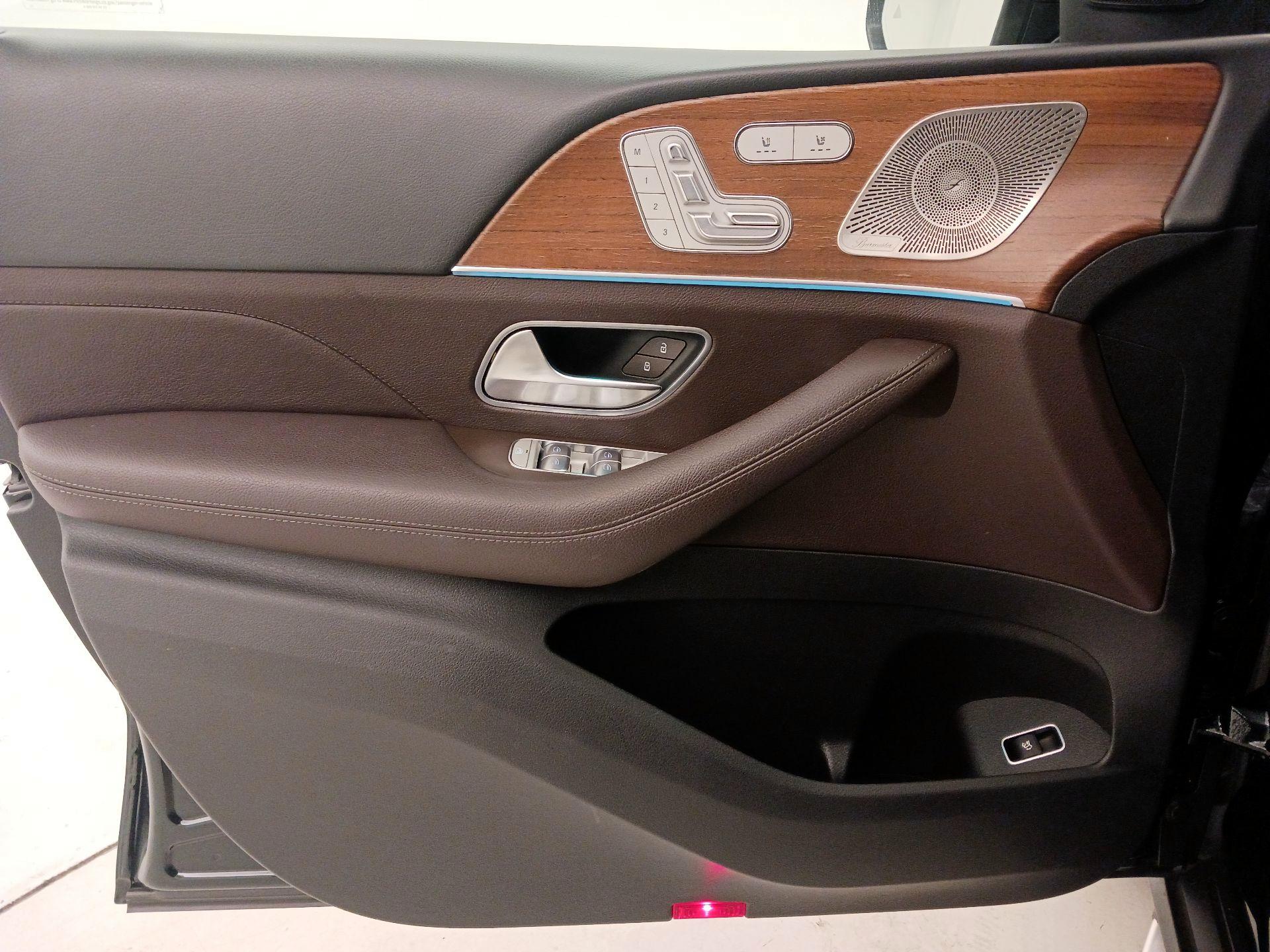 Thumbnail: 2022 Mercedes-Benz GLE - 12