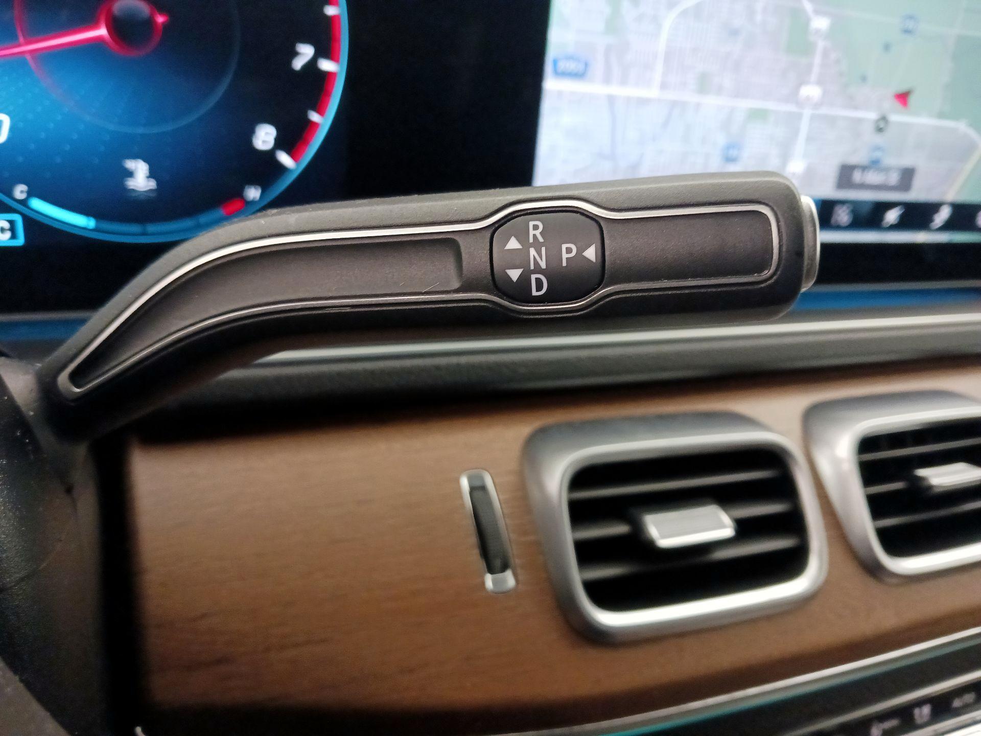 Thumbnail: 2022 Mercedes-Benz GLE - 18