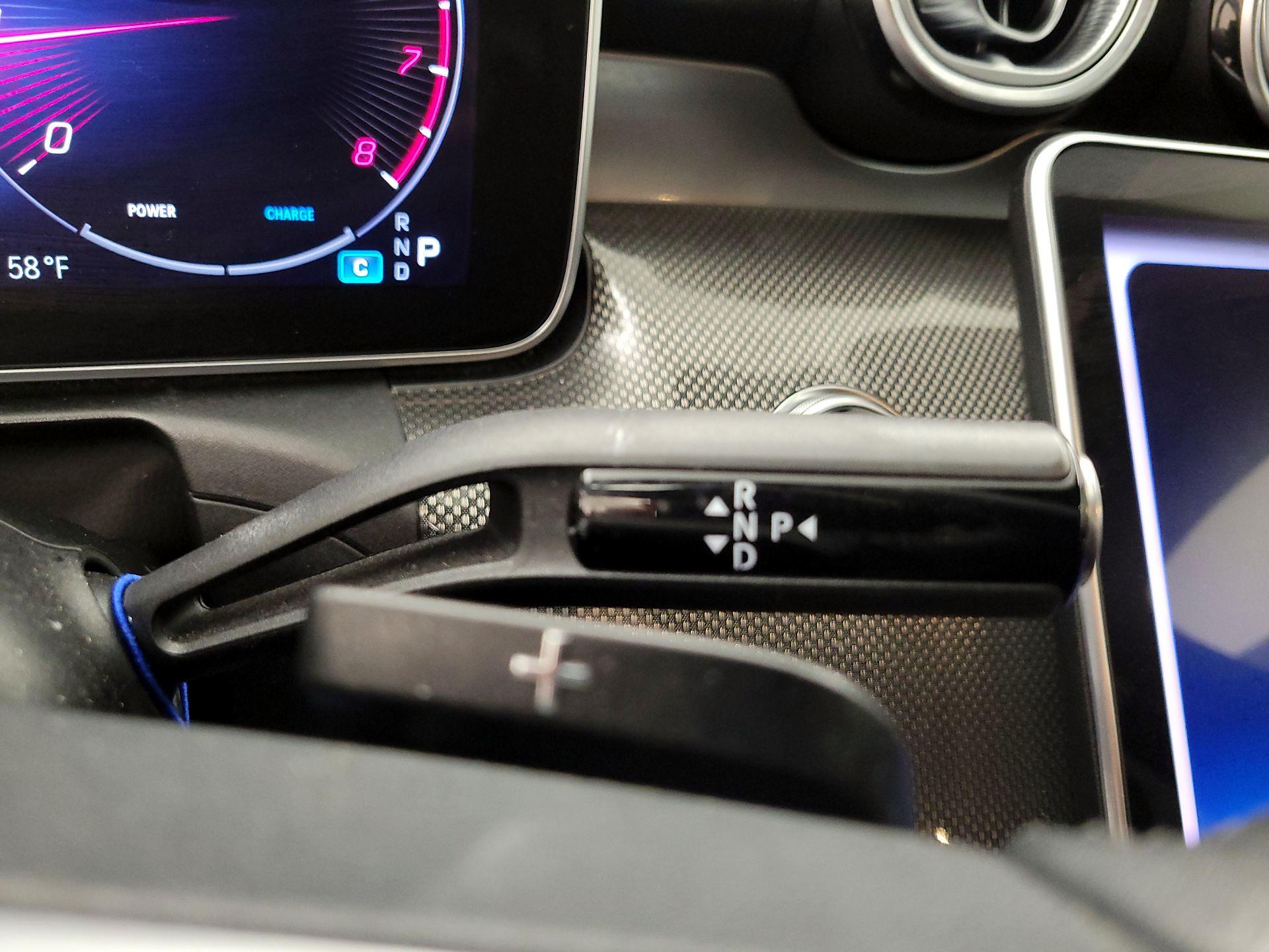 Thumbnail: 2023 Mercedes-Benz C-Class - 18