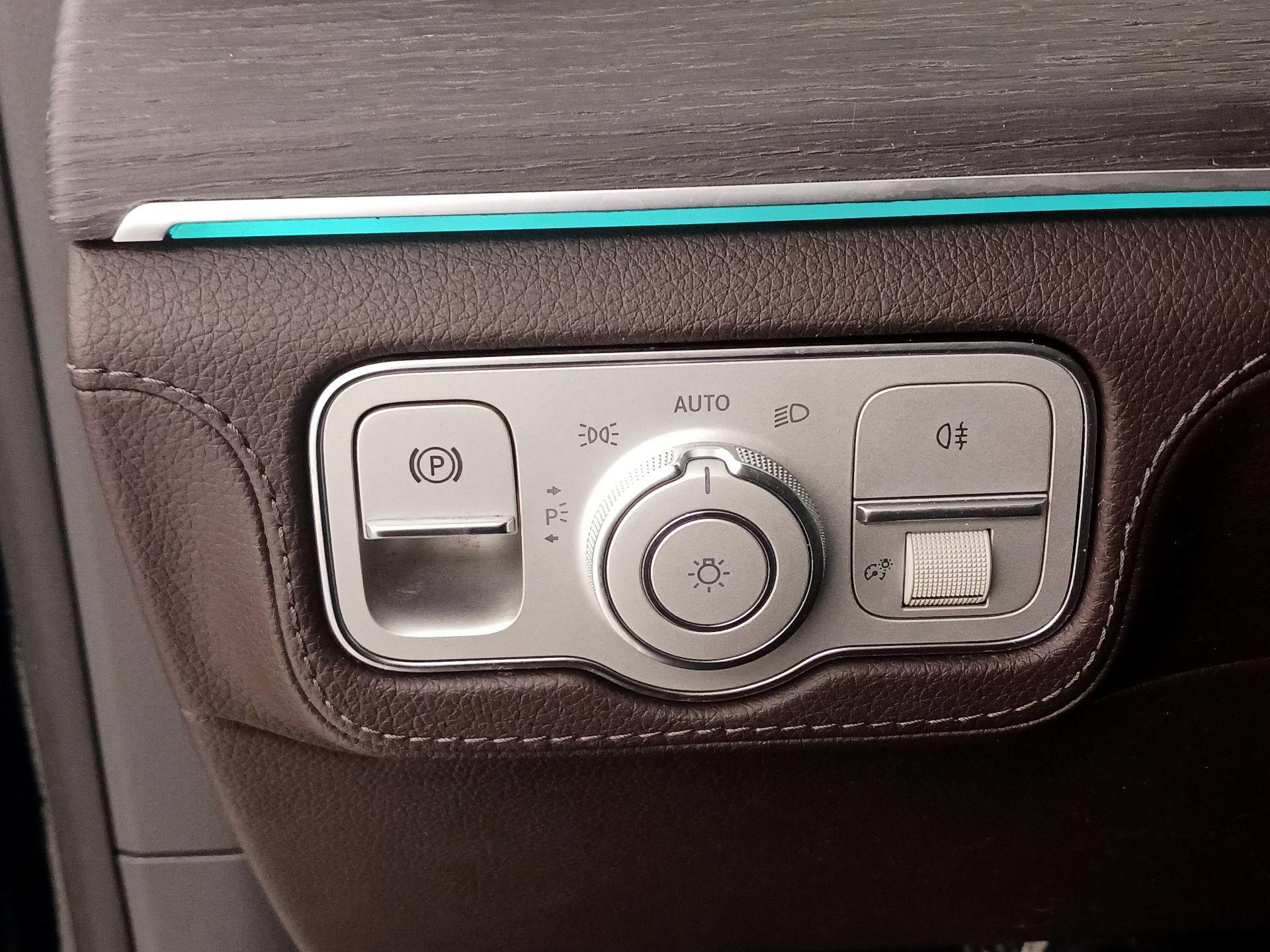 Thumbnail: 2020 Mercedes-Benz GLE - 13