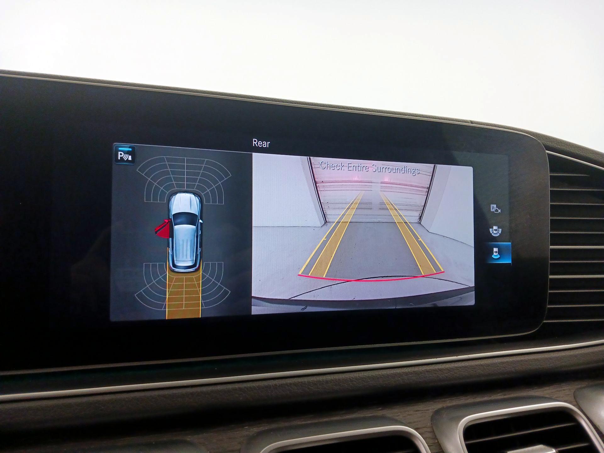 Thumbnail: 2020 Mercedes-Benz GLE - 15