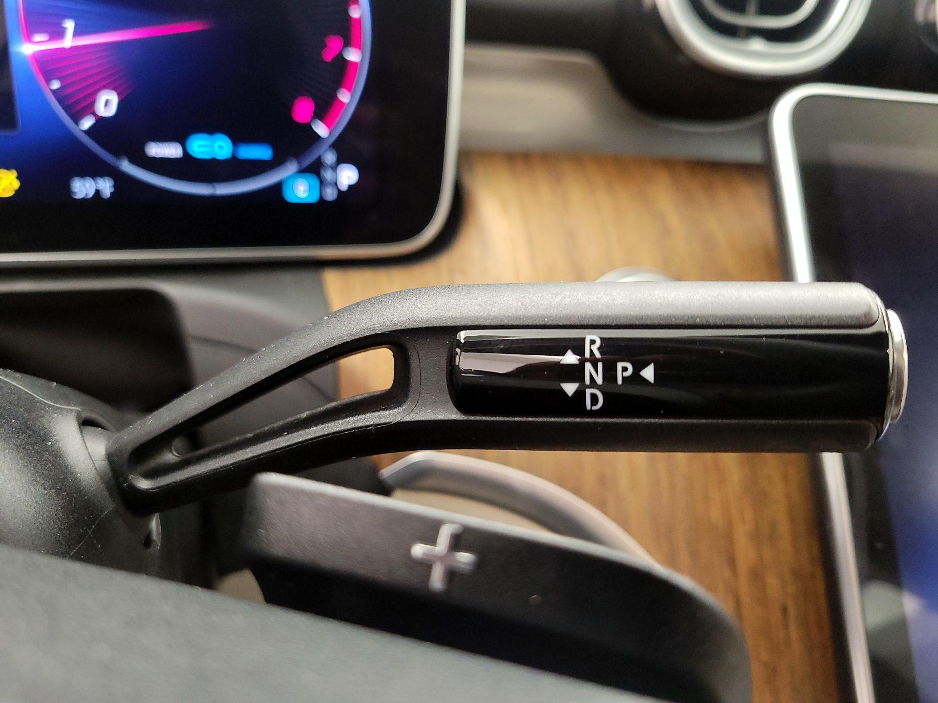 Thumbnail: 2022 Mercedes-Benz C-Class - 17