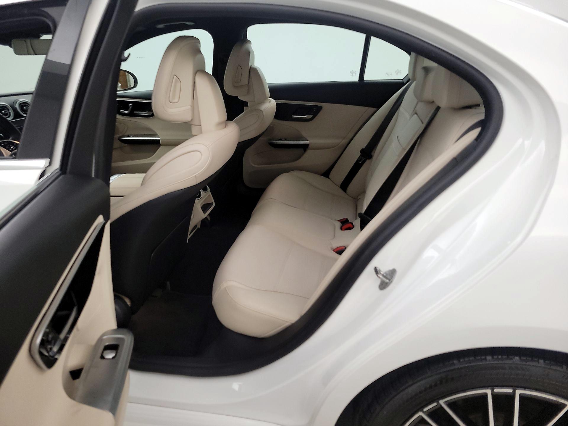 Thumbnail: 2022 Mercedes-Benz C-Class - 20