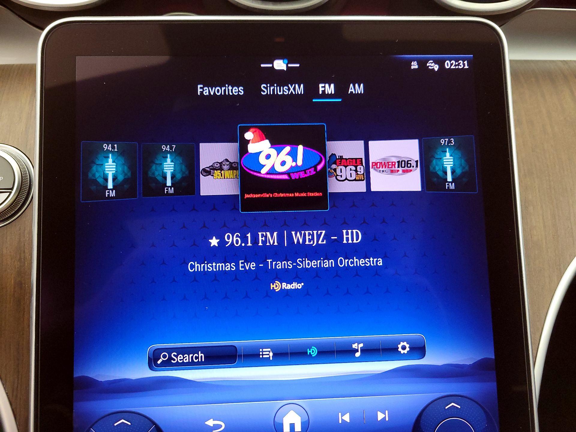 Thumbnail: 2024 Mercedes-Benz C-Class - 15