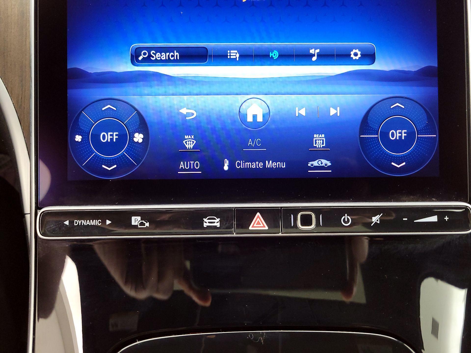 Thumbnail: 2024 Mercedes-Benz C-Class - 16