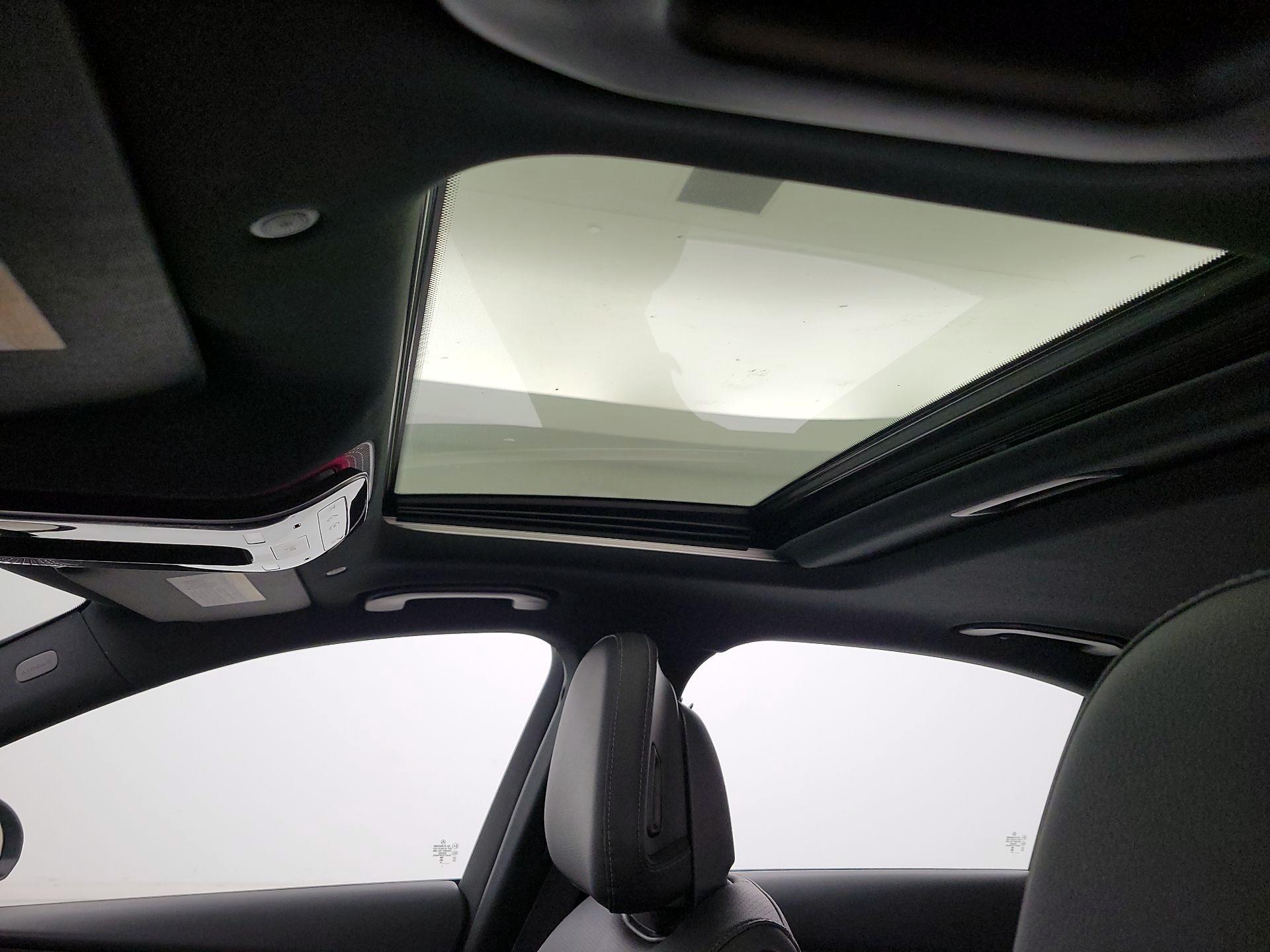 Thumbnail: 2024 Mercedes-Benz C-Class - 19