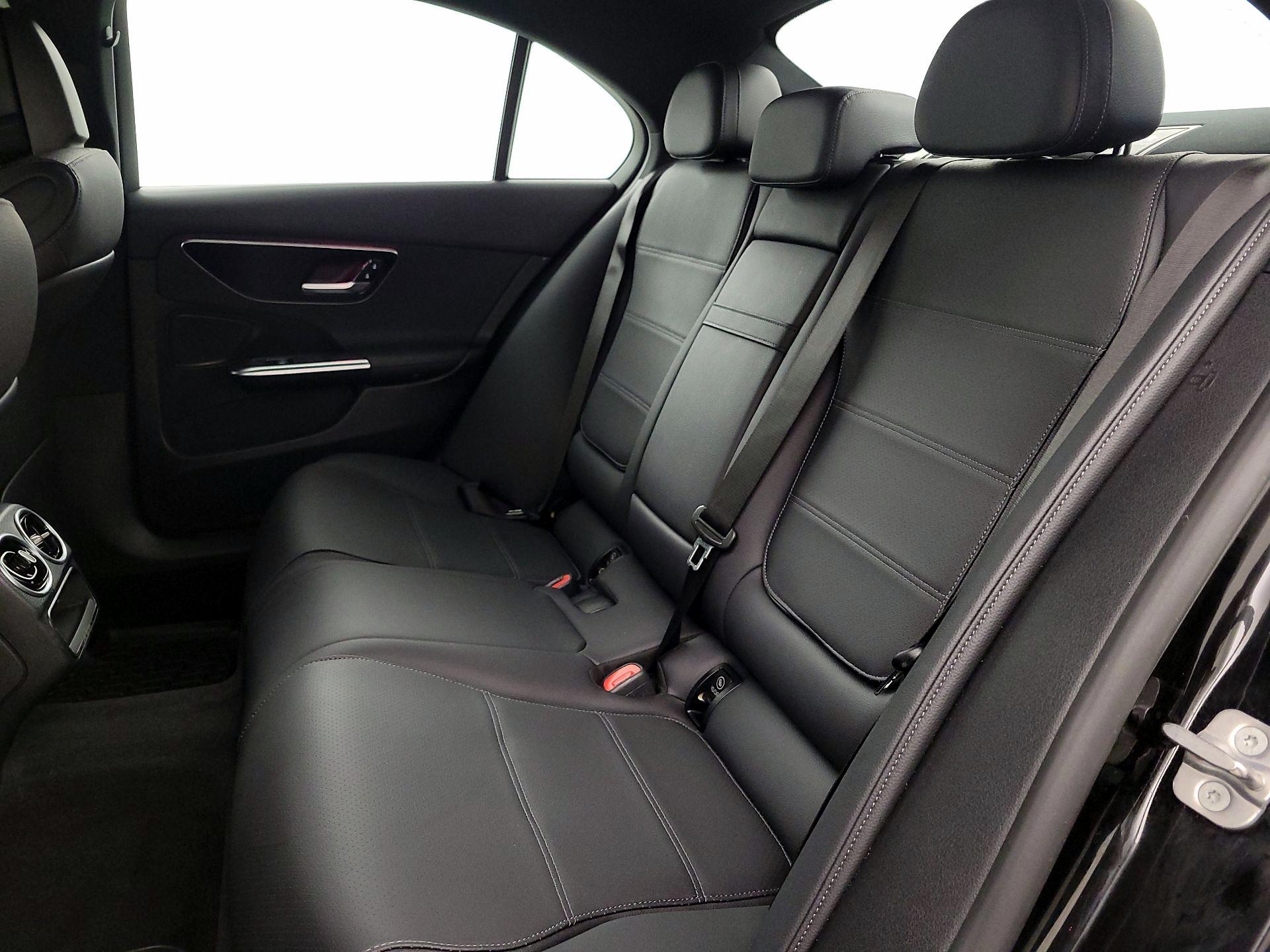 Thumbnail: 2024 Mercedes-Benz C-Class - 20