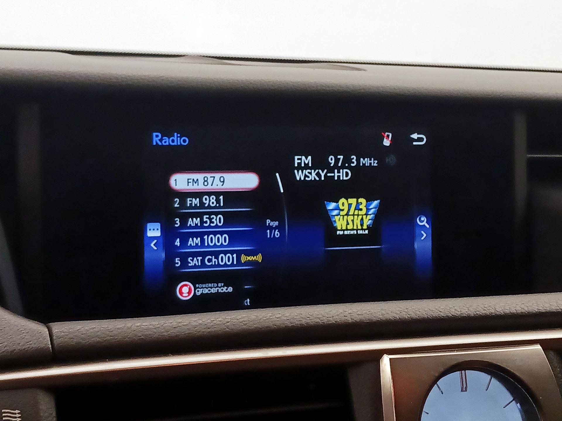 Thumbnail: 2020 Lexus IS - 15