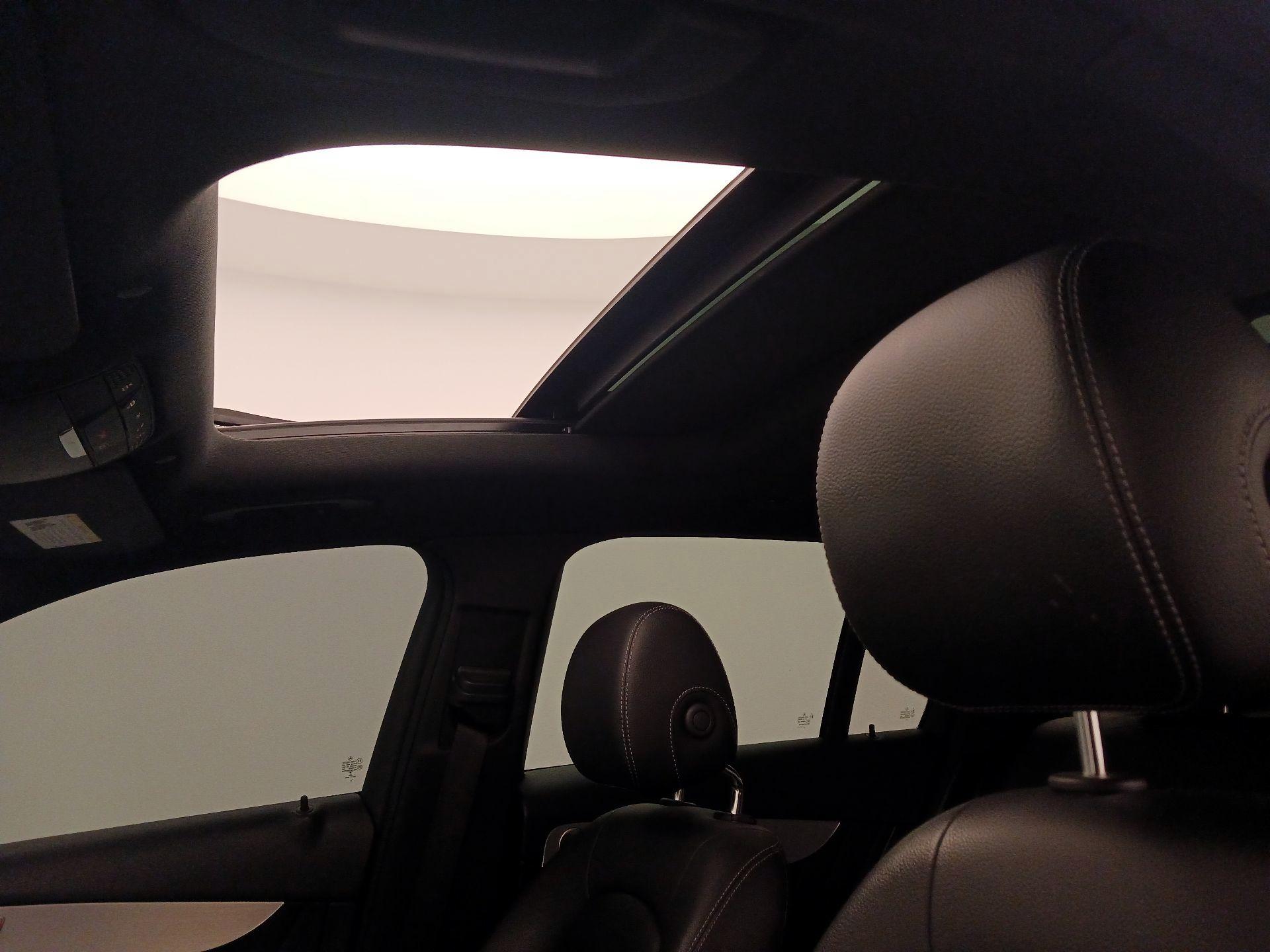 Thumbnail: 2021 Mercedes-Benz GLC - 19