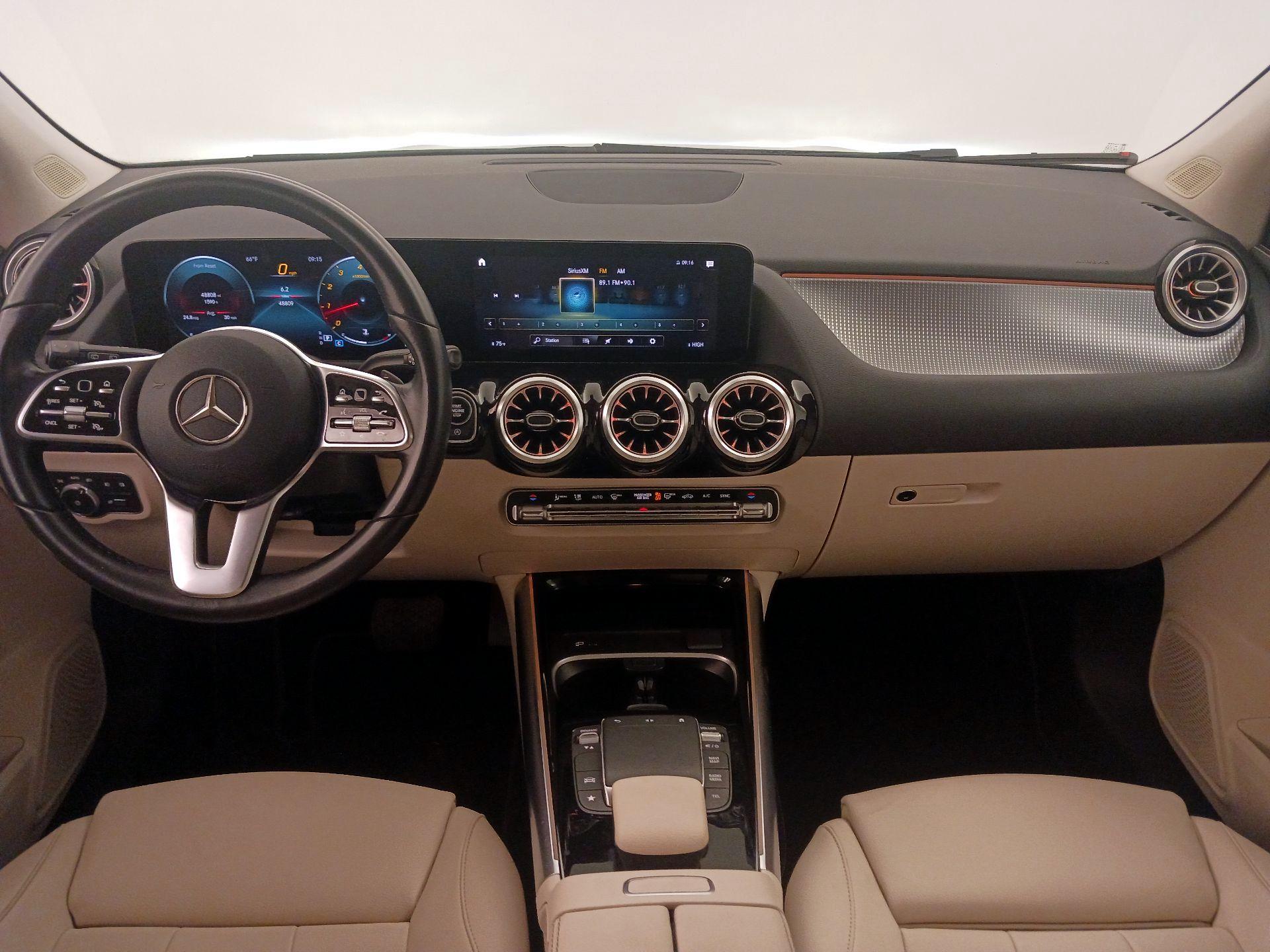 Thumbnail: 2022 Mercedes-Benz GLA - 9