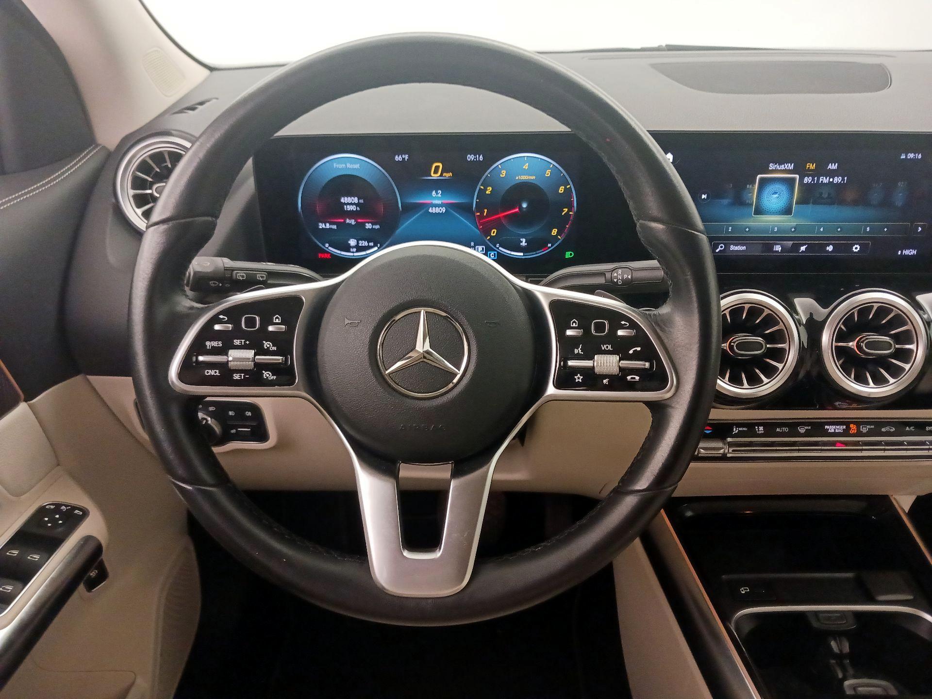 Thumbnail: 2022 Mercedes-Benz GLA - 10