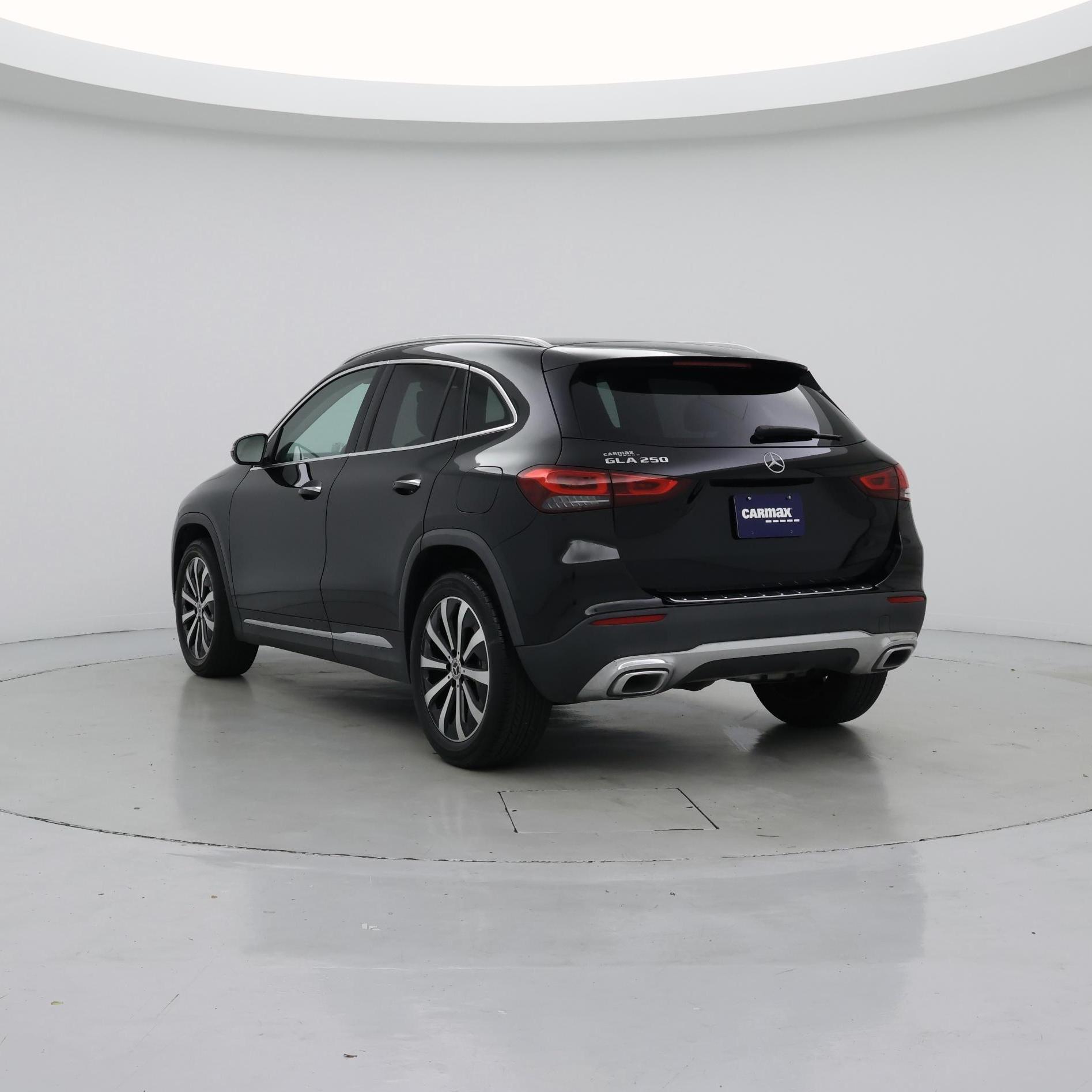 Thumbnail: 2022 Mercedes-Benz GLA - 2