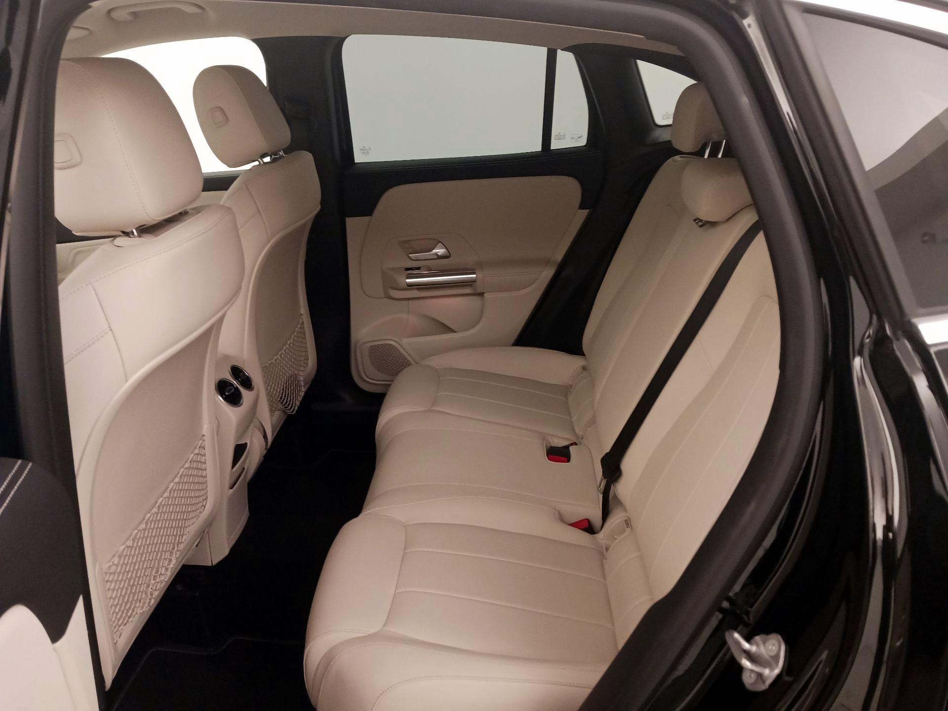 Thumbnail: 2022 Mercedes-Benz GLA - 19