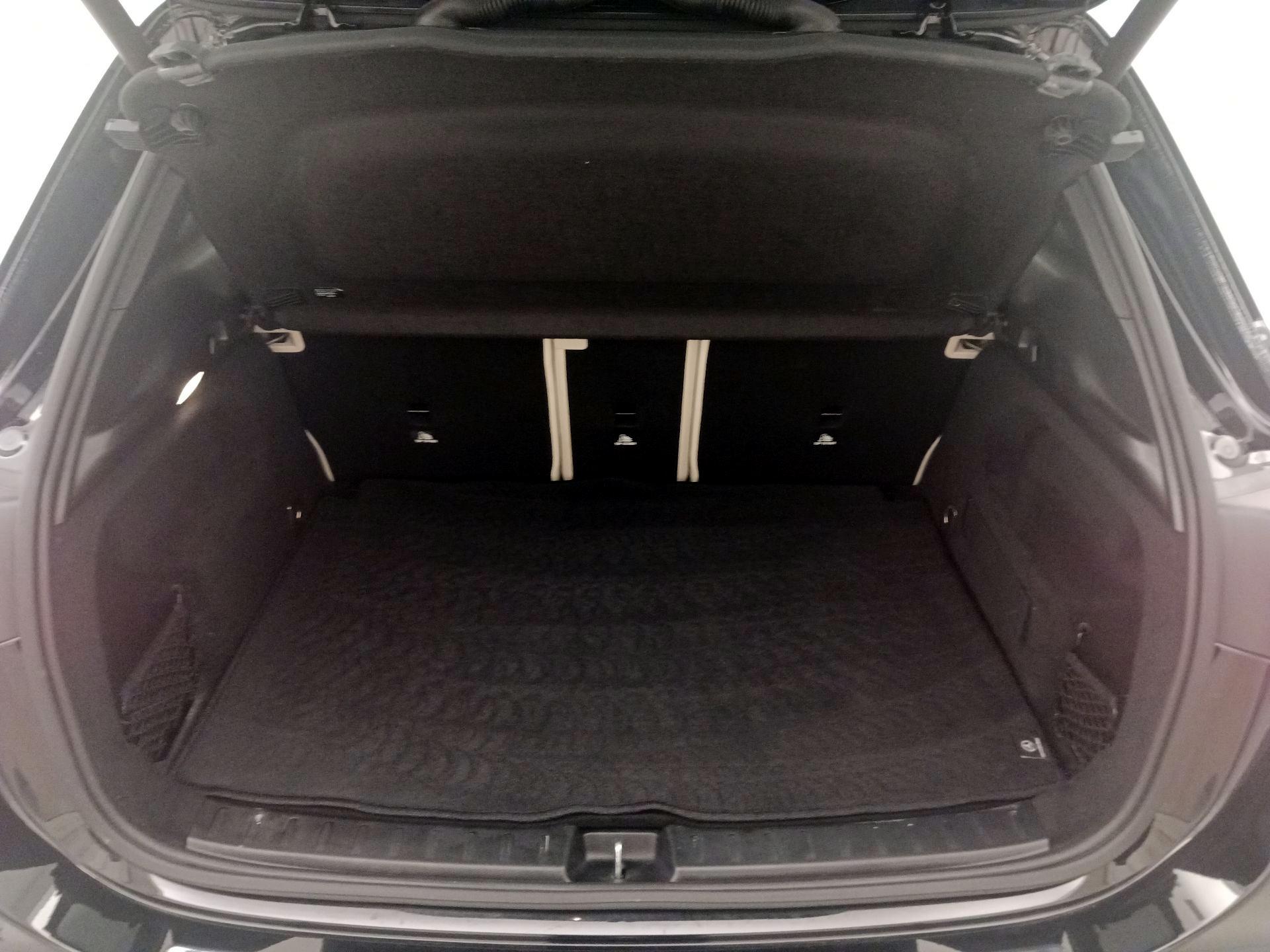 Thumbnail: 2022 Mercedes-Benz GLA - 20