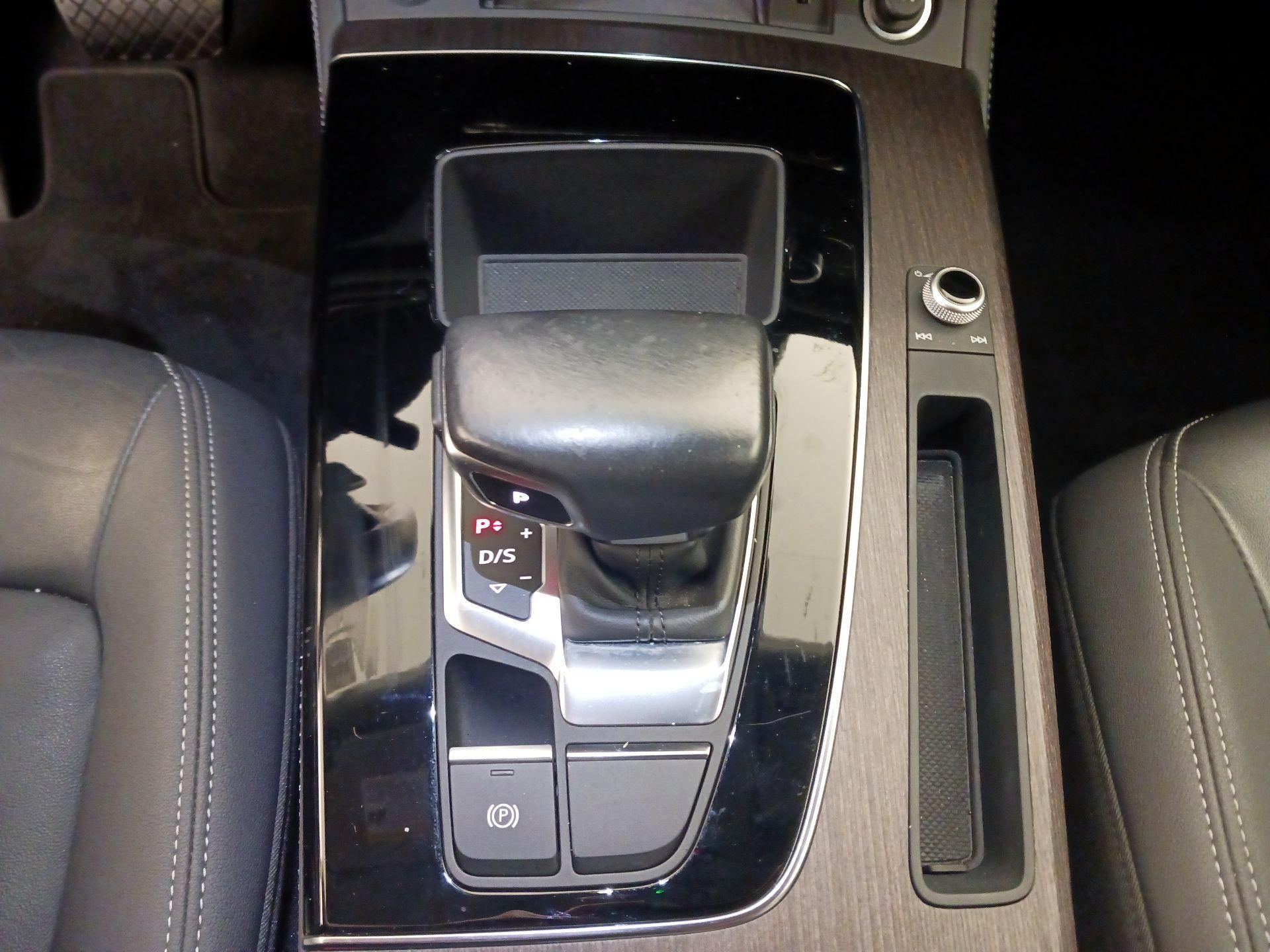 Thumbnail: 2021 Audi Q5 - 17