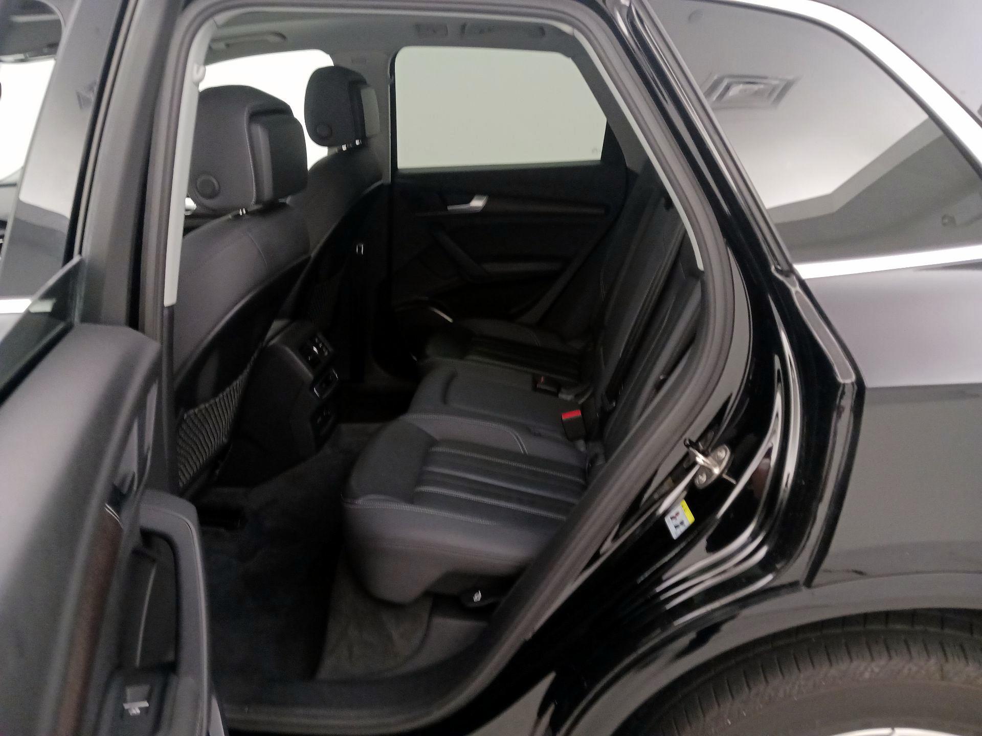 Thumbnail: 2021 Audi Q5 - 20