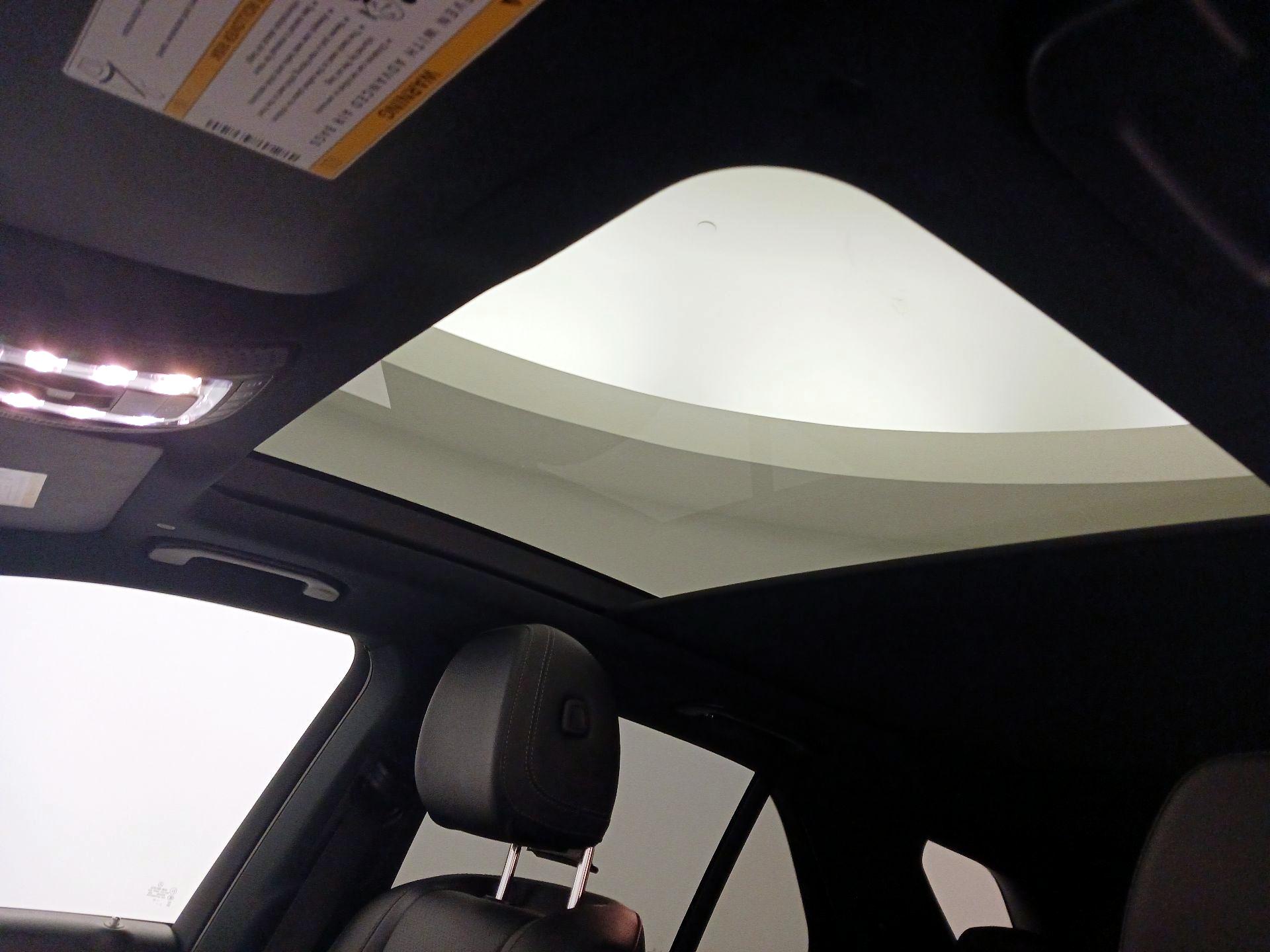 Thumbnail: 2022 Mercedes-Benz GLE - 20