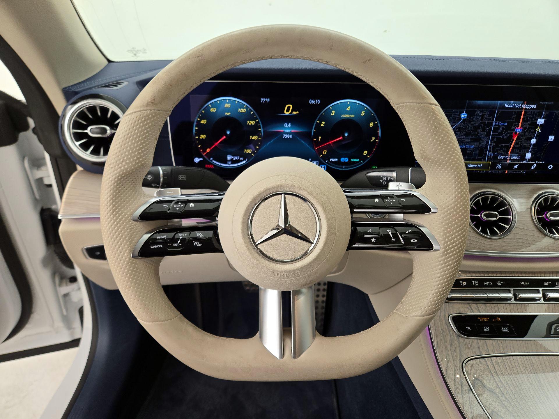 Thumbnail: 2022 Mercedes-Benz E-Class - 10