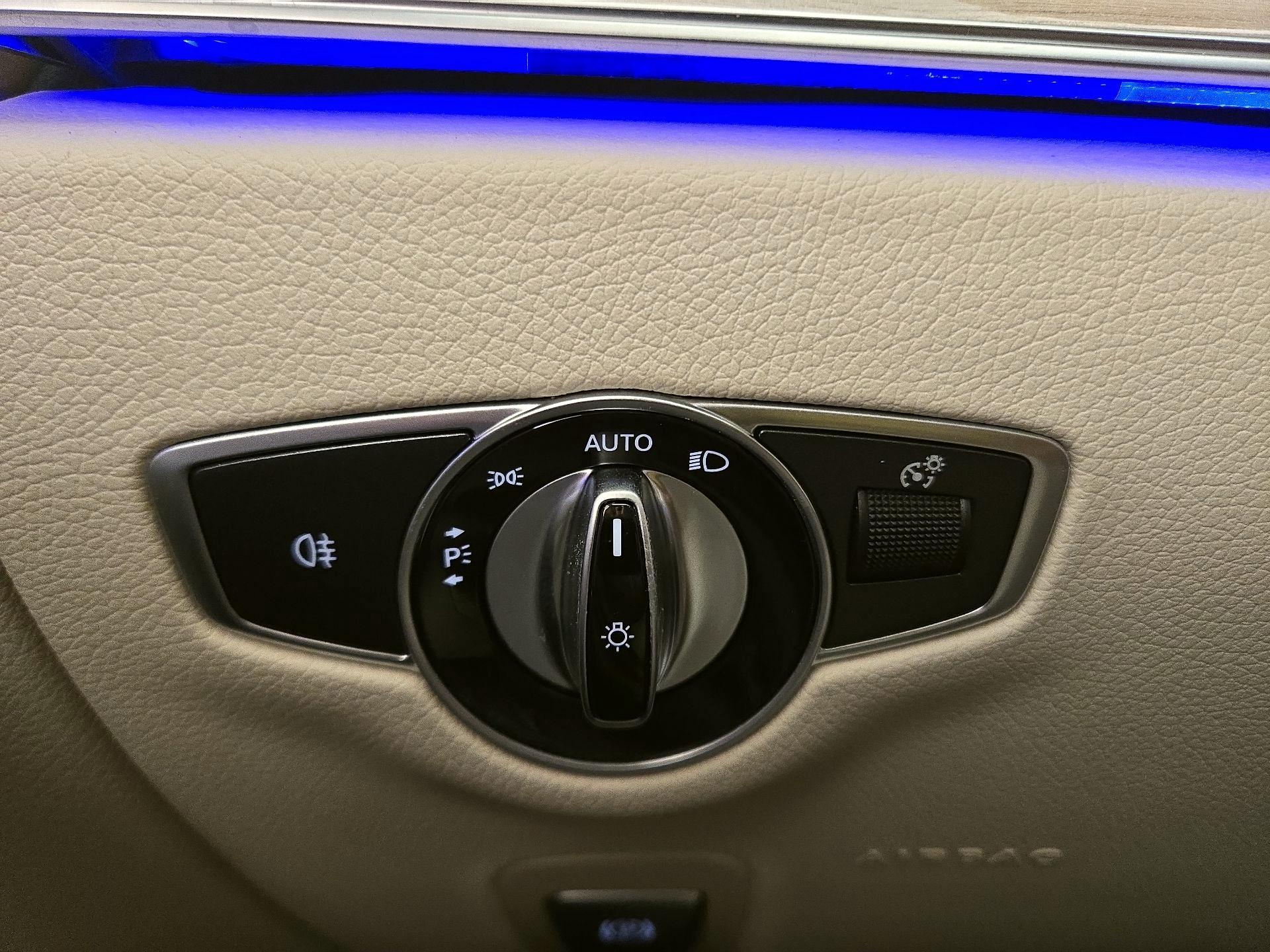 Thumbnail: 2022 Mercedes-Benz E-Class - 13