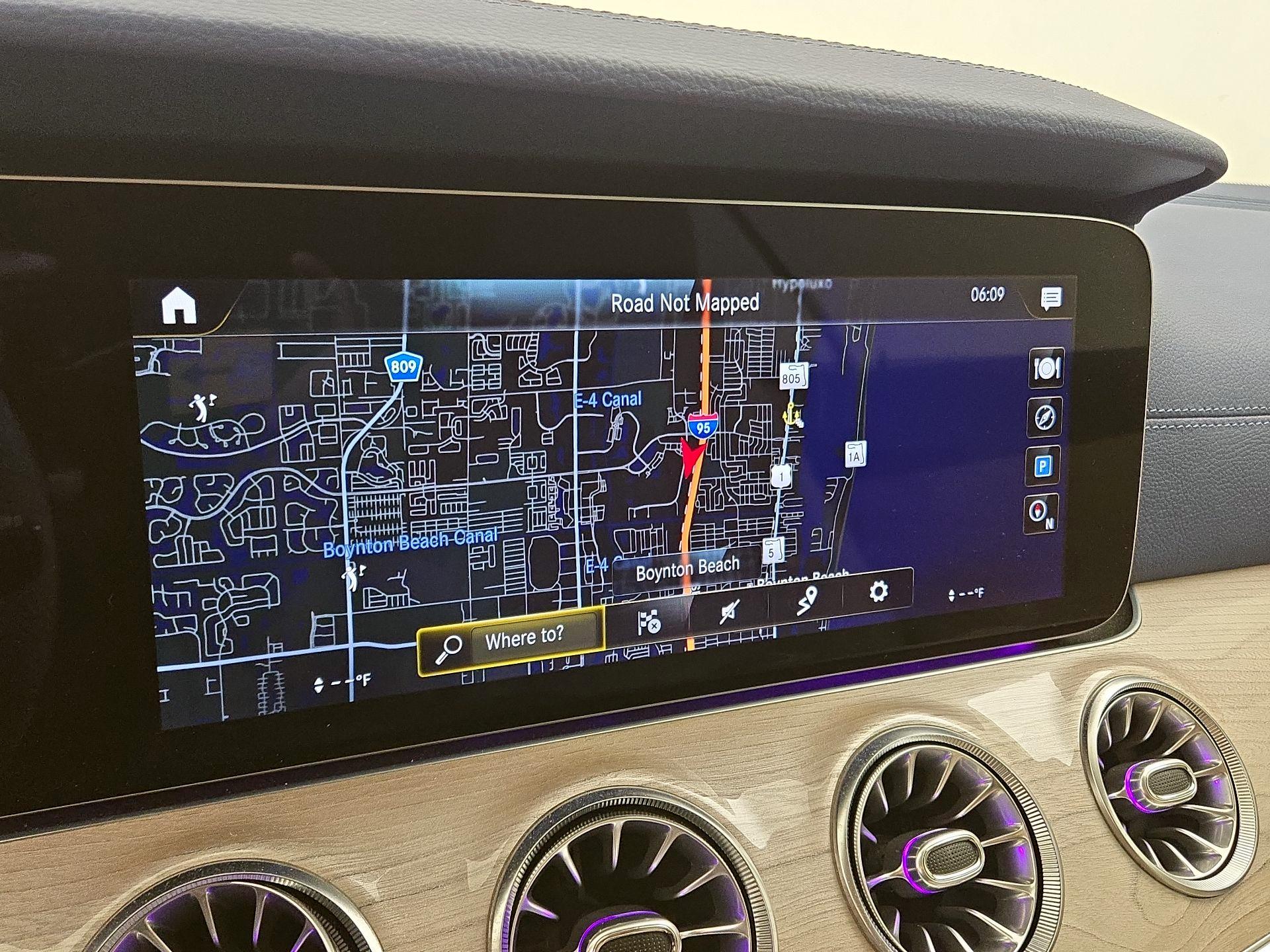 Thumbnail: 2022 Mercedes-Benz E-Class - 14