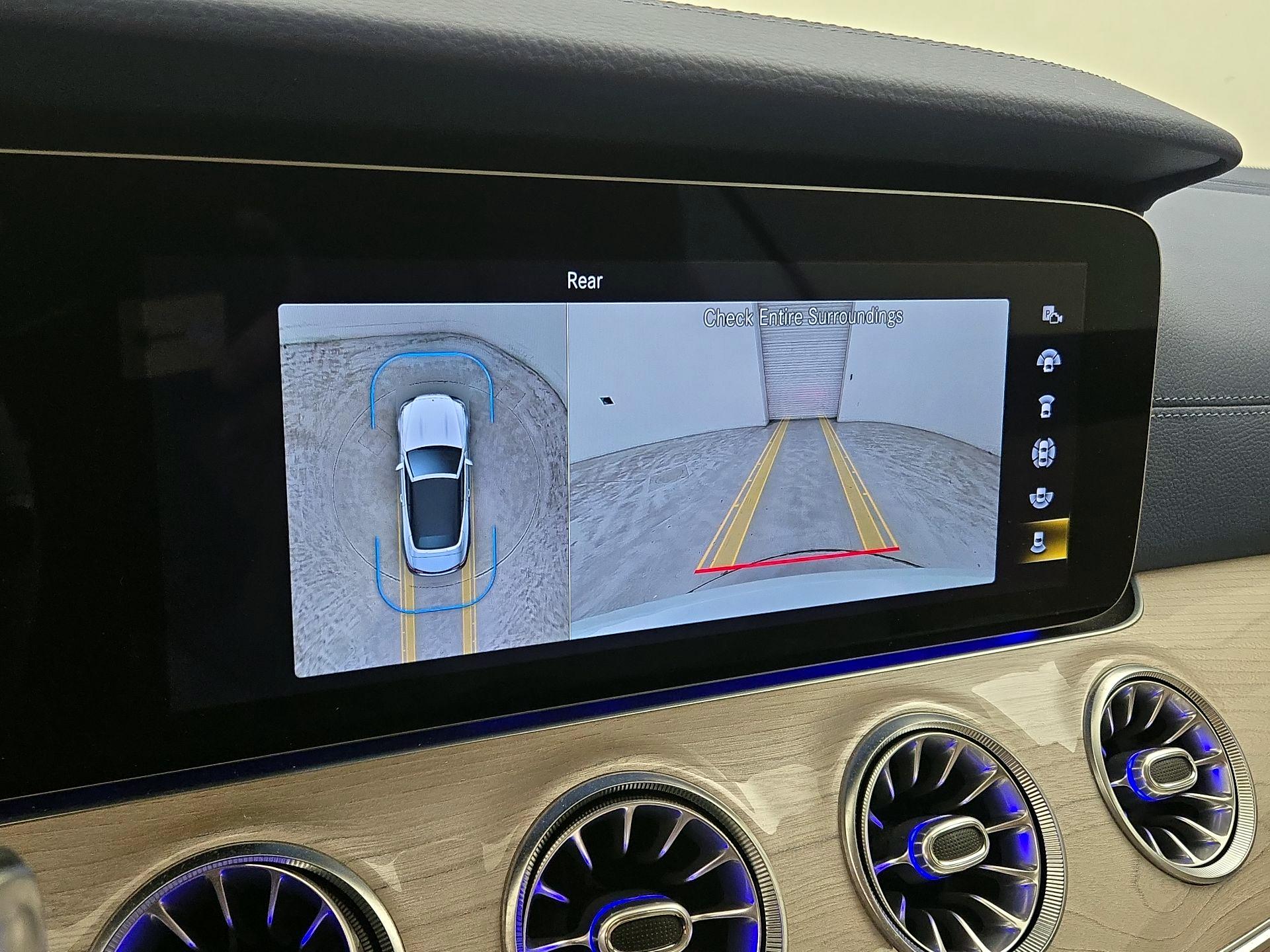 Thumbnail: 2022 Mercedes-Benz E-Class - 15