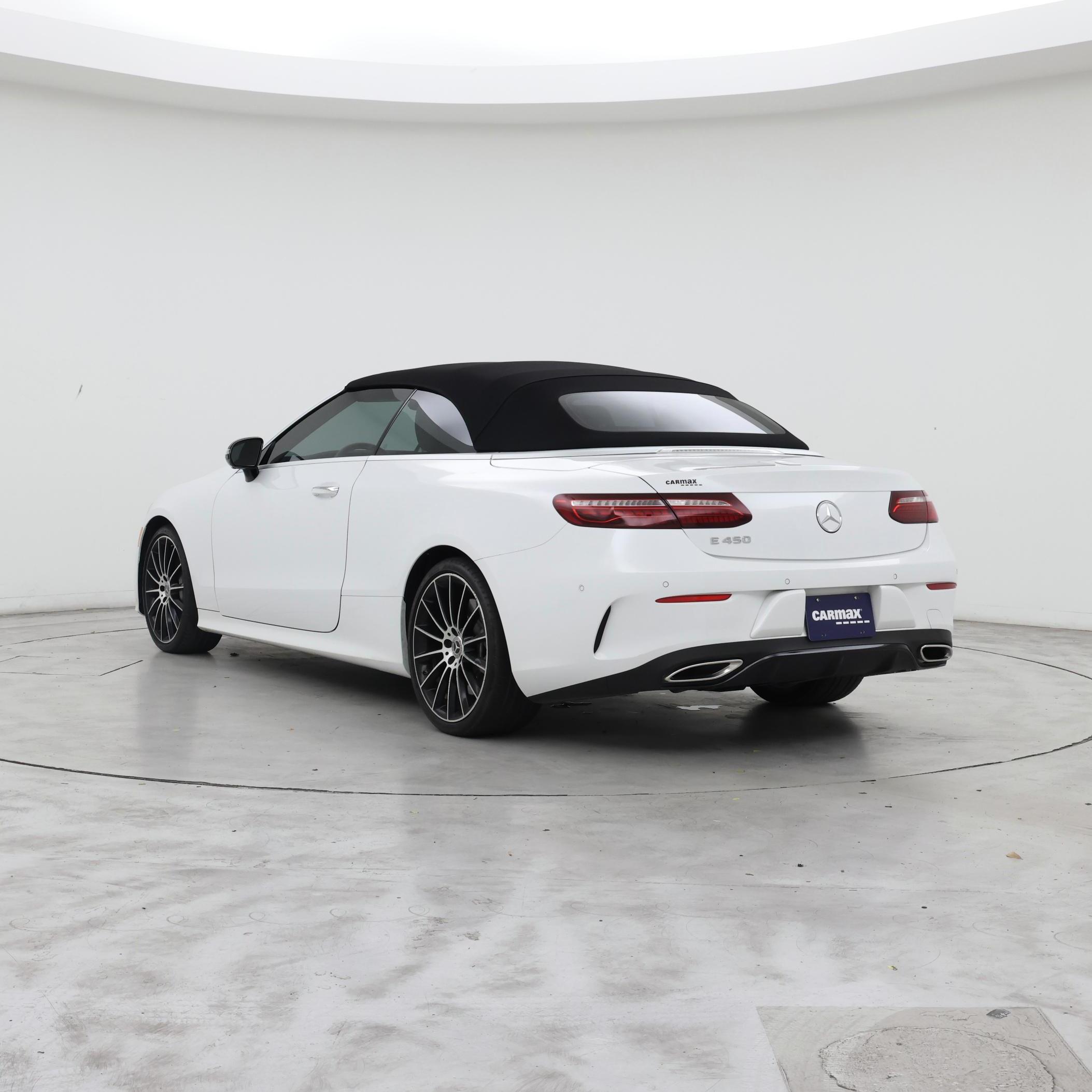 Thumbnail: 2022 Mercedes-Benz E-Class - 2