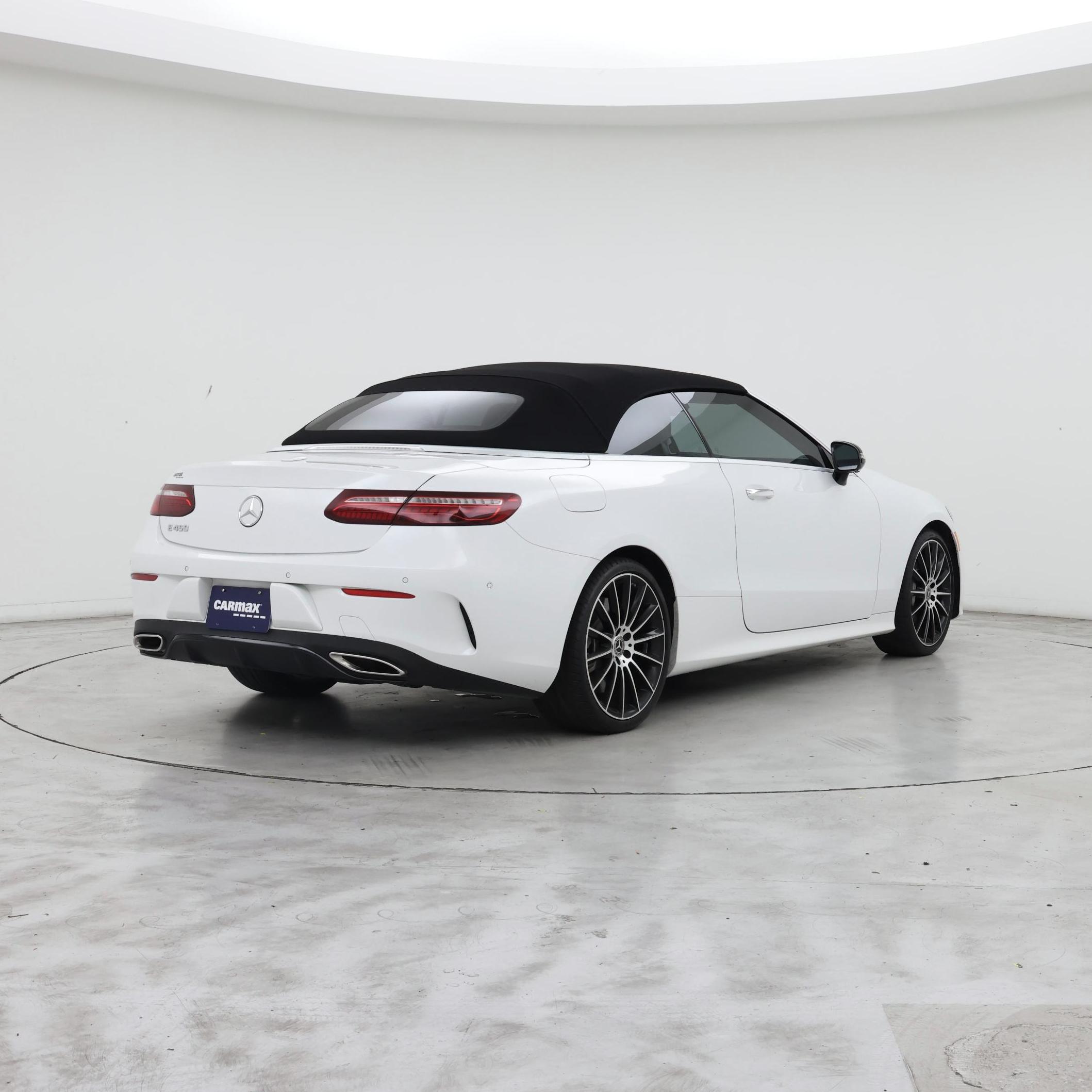 Thumbnail: 2022 Mercedes-Benz E-Class - 8