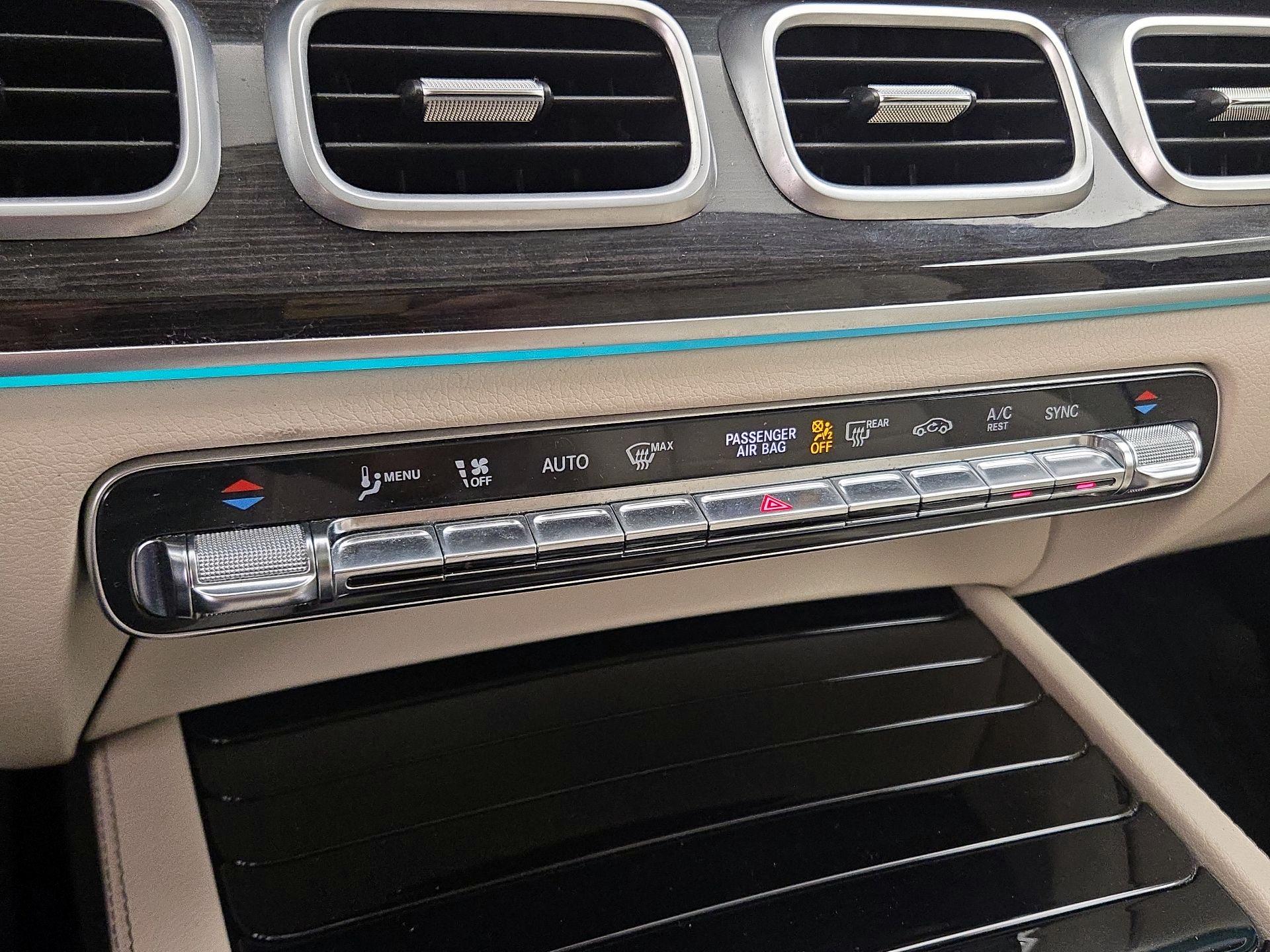 Thumbnail: 2020 Mercedes-Benz GLE - 17