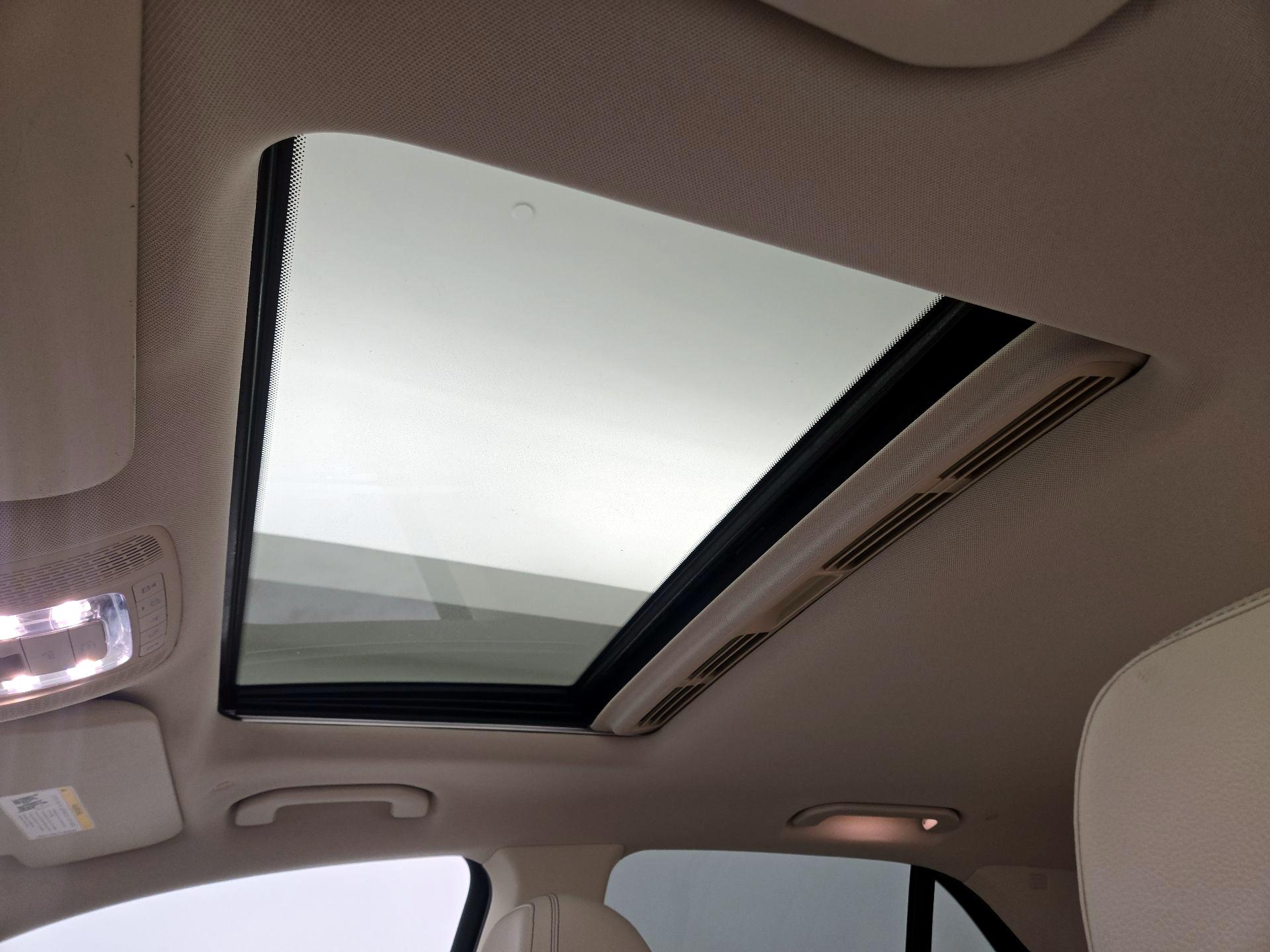 Thumbnail: 2020 Mercedes-Benz GLE - 20