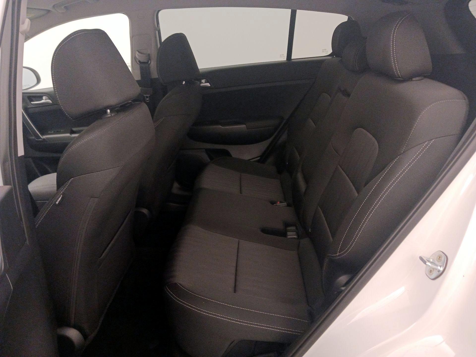 Thumbnail: 2021 Kia Sportage - 19