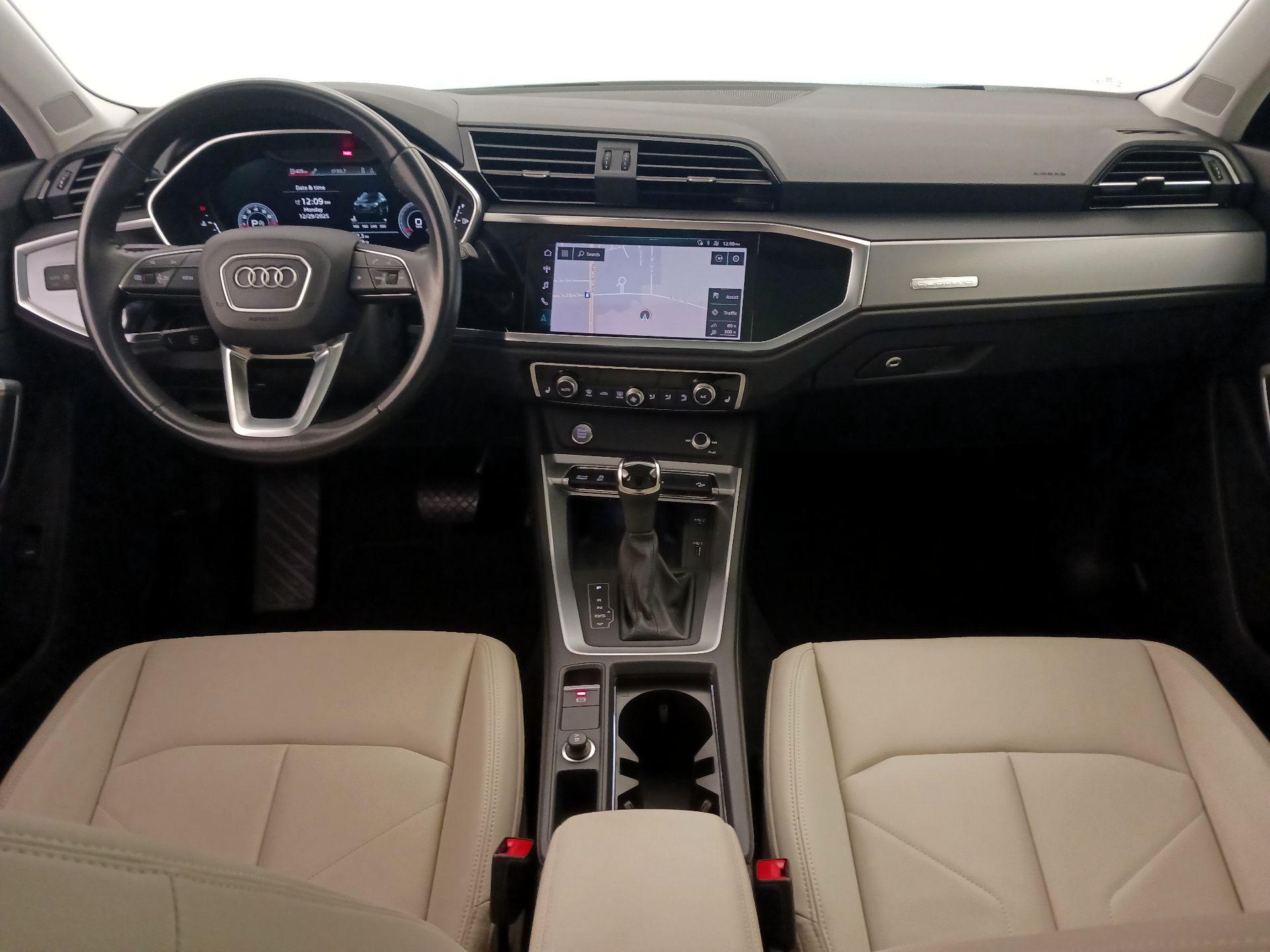 Thumbnail: 2020 Audi Q3 - 9