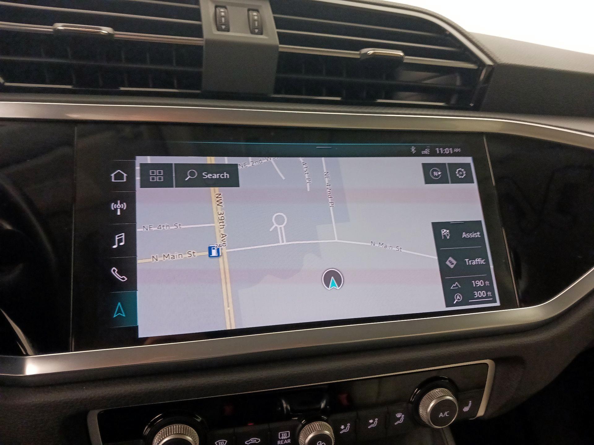 Thumbnail: 2020 Audi Q3 - 14